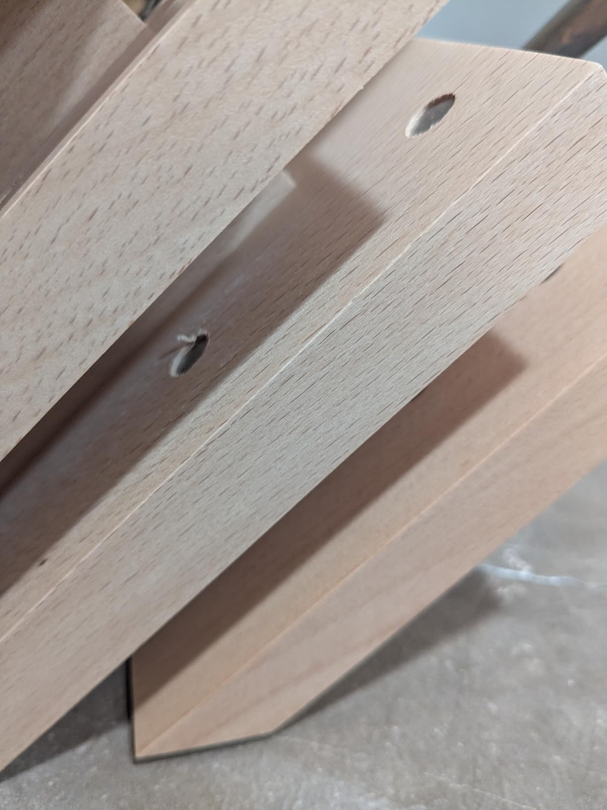 ZWILLING Slanted Magnetic Knife Block, Made in Italy, Natural Beechwood Kitchen Knife Holder customer photo 2