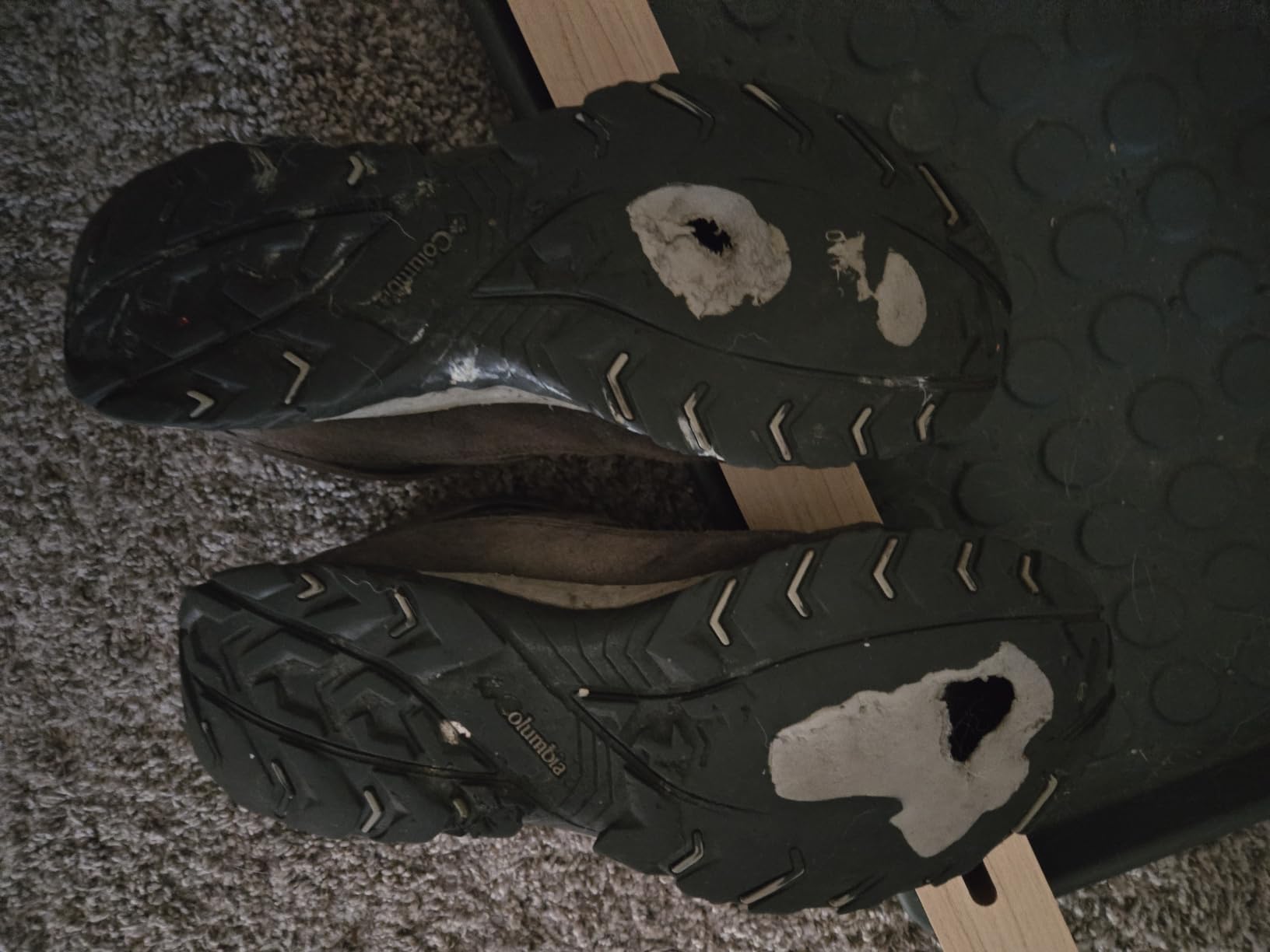 Columbia Men's Crestwood Hiking Boots customer photo 2