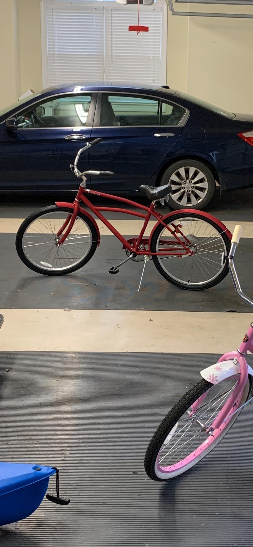 Schwinn Cruiser Bike, 26 Inch Bike for Women and Men, Beach Cruiser Bicycle, Linear Pull Brakes, Comfortable Padded Seat, Upright Riding Position, Adult Bicycle customer photo 2