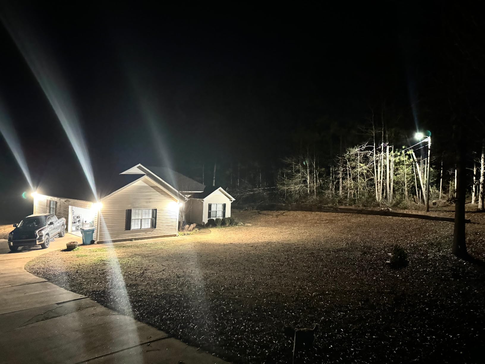 Ring Floodlight Wired - Motion-activated floodlight, bright LEDs, works with Amazon Sidewalk, White customer photo 1