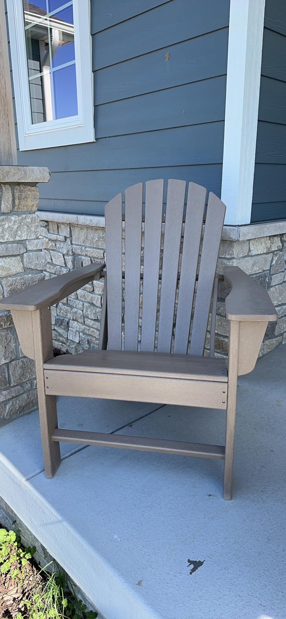 Signature Design by Ashley 1-Piece HDPE Outdoor Adirondack Chair, Driftwood customer photo 2