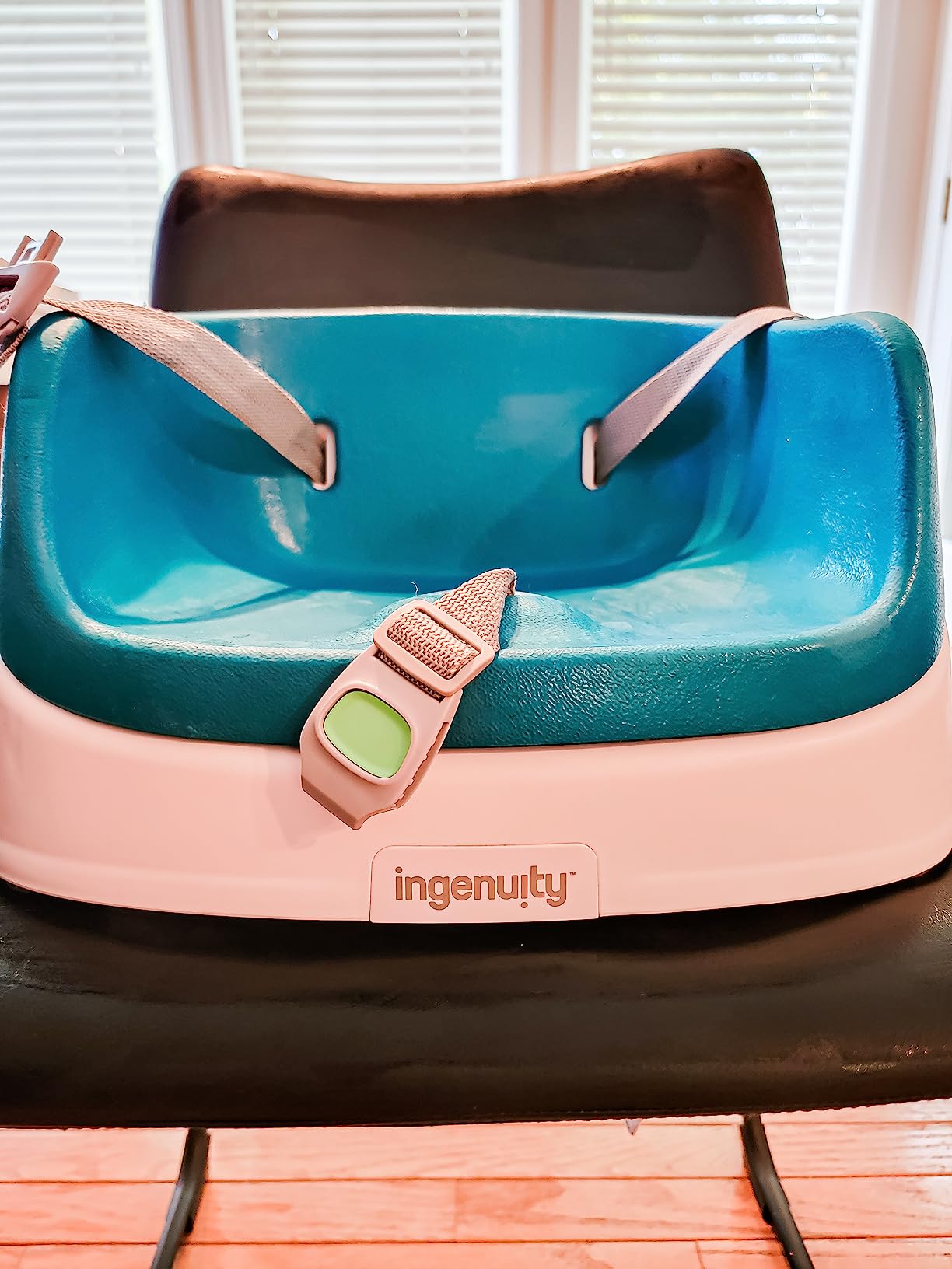 Ingenuity SmartClean Toddler Booster Seat for Kitchen Chair - Lightweight for on-the-go, Easy-Clean, 3-Point Harness Strap - Booster Seat for Dining Table, Slate customer photo 2