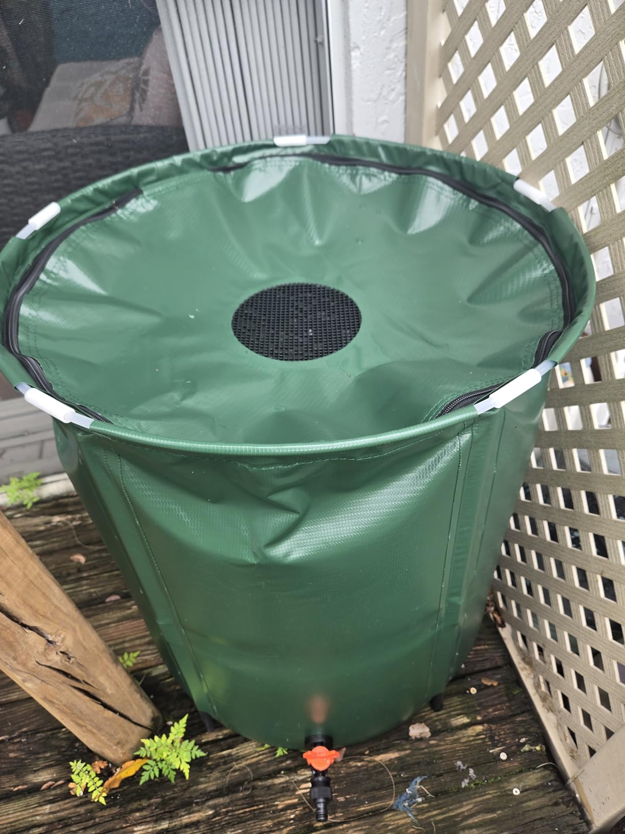 VINGLI 50 Gallon Collapsible Rain Barrel, Portable Water Storage Tank, Rainwater Collection System Downspout, Water Catcher Container with Filter Spigot Overflow Kit customer photo 2