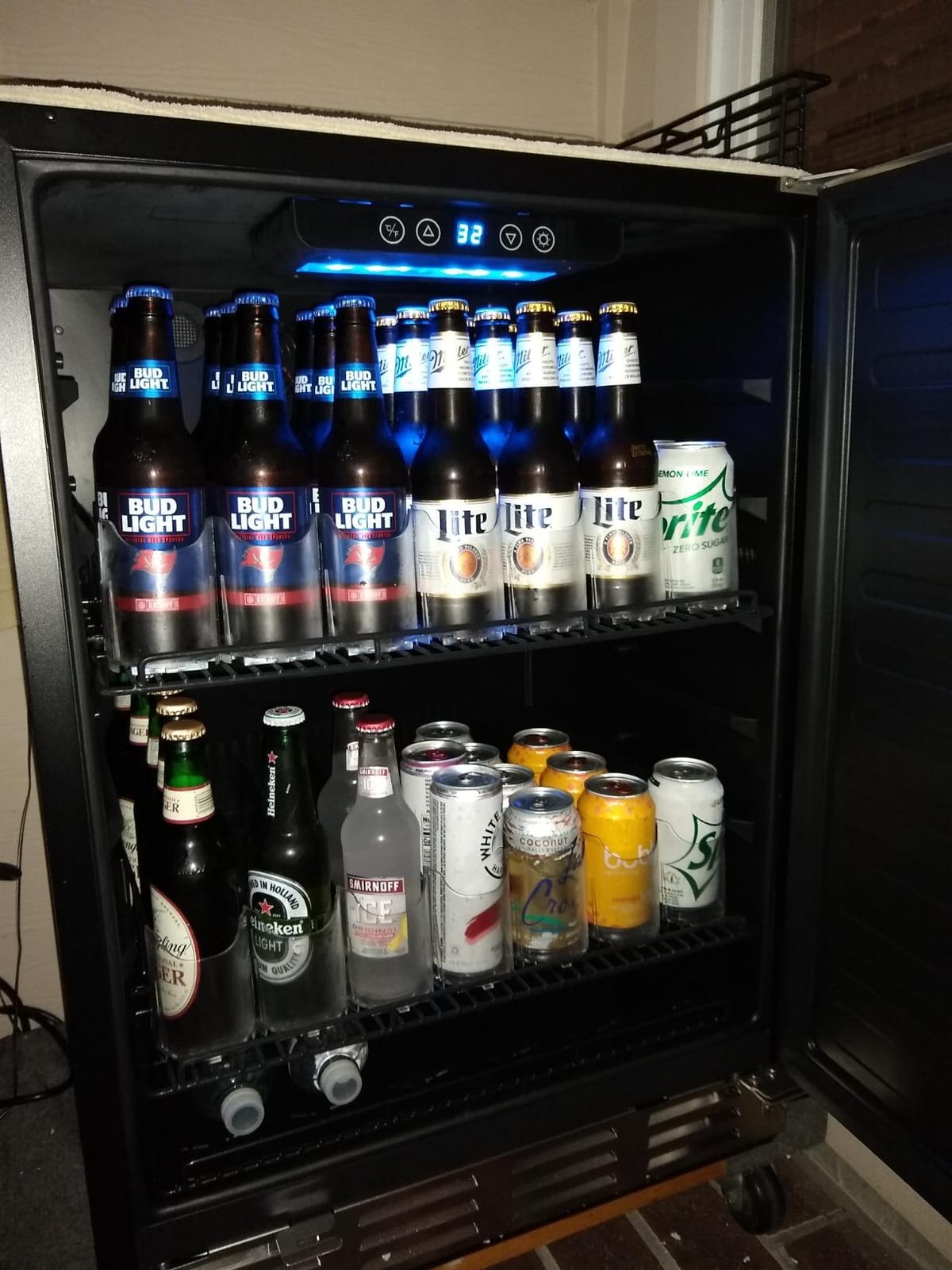 Kalamera 24 inch Stainless Steel Beverage Refrigerator, Outdoor Mini Fridge | Under Counter Beverage Cooler for 154 Cans with 32-41℉ Temperature Range - Soda, Beer Refrigerator with Solid Stainless Door customer photo 2