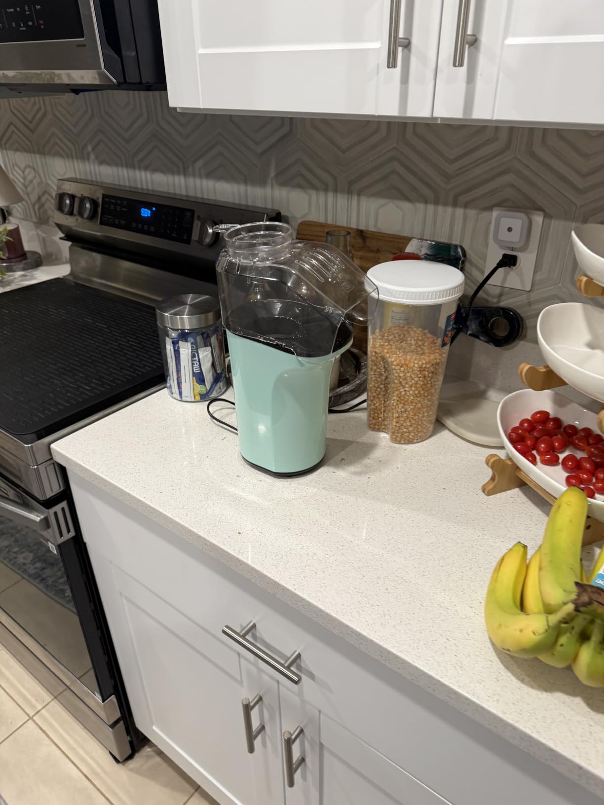 DASH Fresh Pop Popcorn Maker - Oil-Free, Air Popcorn Popper - With Measuring Cup & Recipe Guide - Perfect for Movie Nights - 16 Cups, Aqua customer photo 1