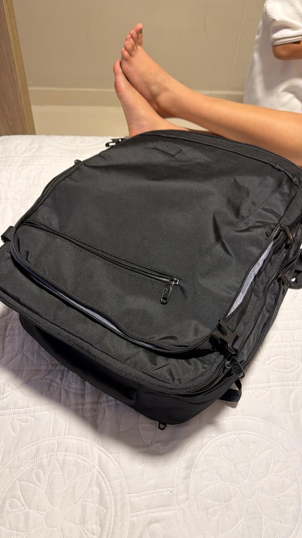 MATEIN Carry on Backpack, Extra Large Travel Backpack Expandable Airplane Approved Weekender Bag for Men and Women, Water Resistant Lightweight Daypack for Flight 40L, Black customer photo 1