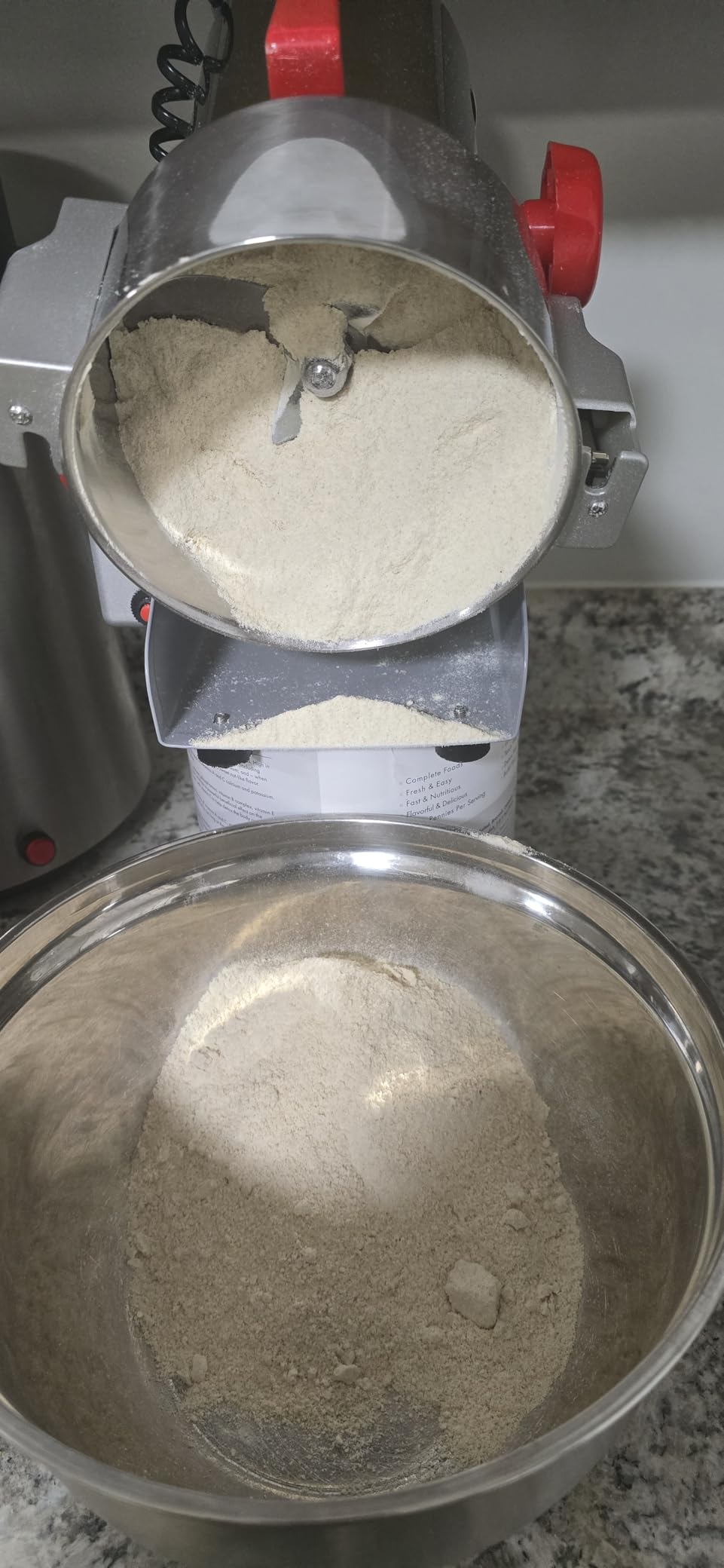 CGOLDENWALL 800g Electric Grain Grinder Mill Safety Upgraded 2400W High-speed Spice Herb Grinder Commercial Superfine Machine Dry Cereals Pulverizer CE 110V (800g Swing Type) customer photo 2