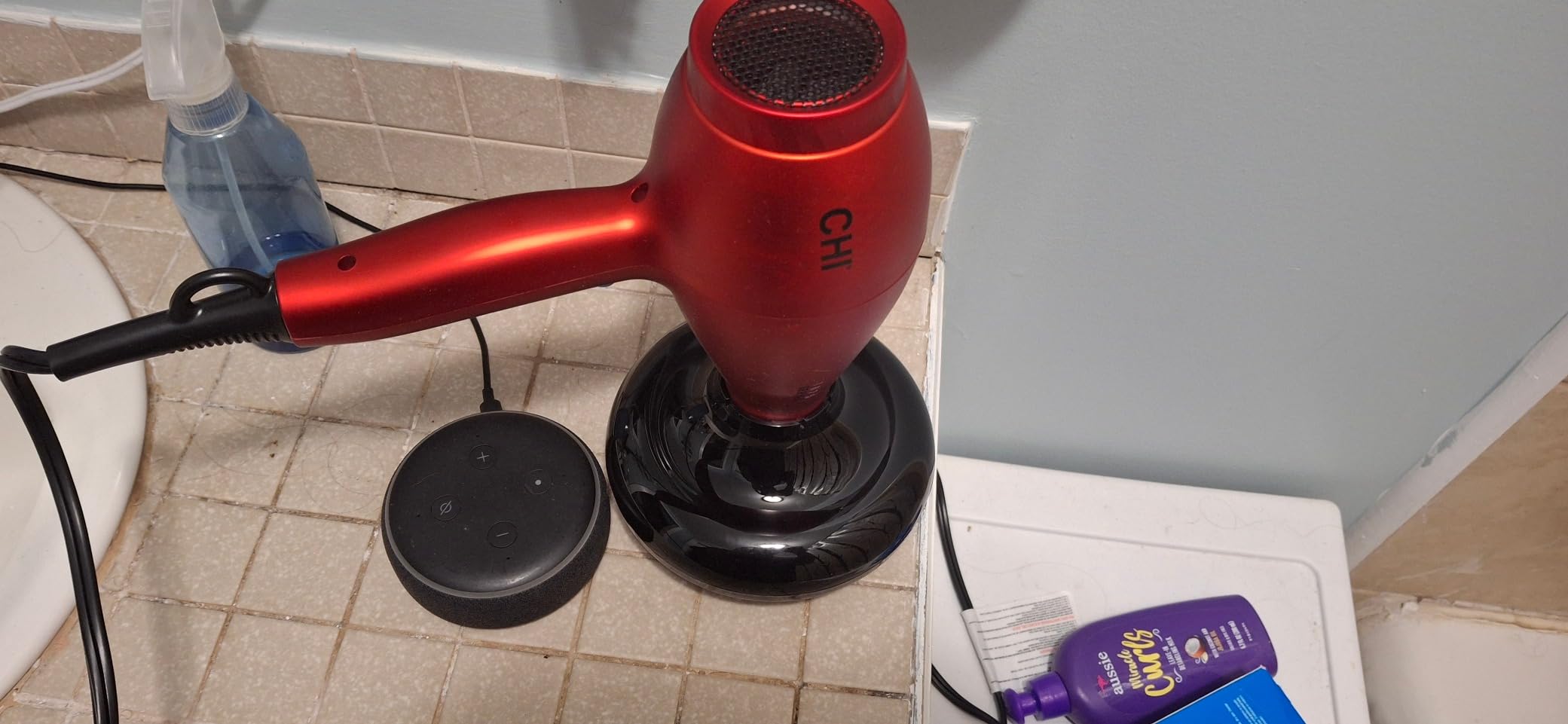 CHI 1875 Series Professional Ionic Hair Dryer with Ceramic Technology, 1875W Fast Drying Blow Dryer, Frizz Reduction & Shine, 3 Heat/2 Speed, Diffuser & Concentrator Attachments customer photo 2