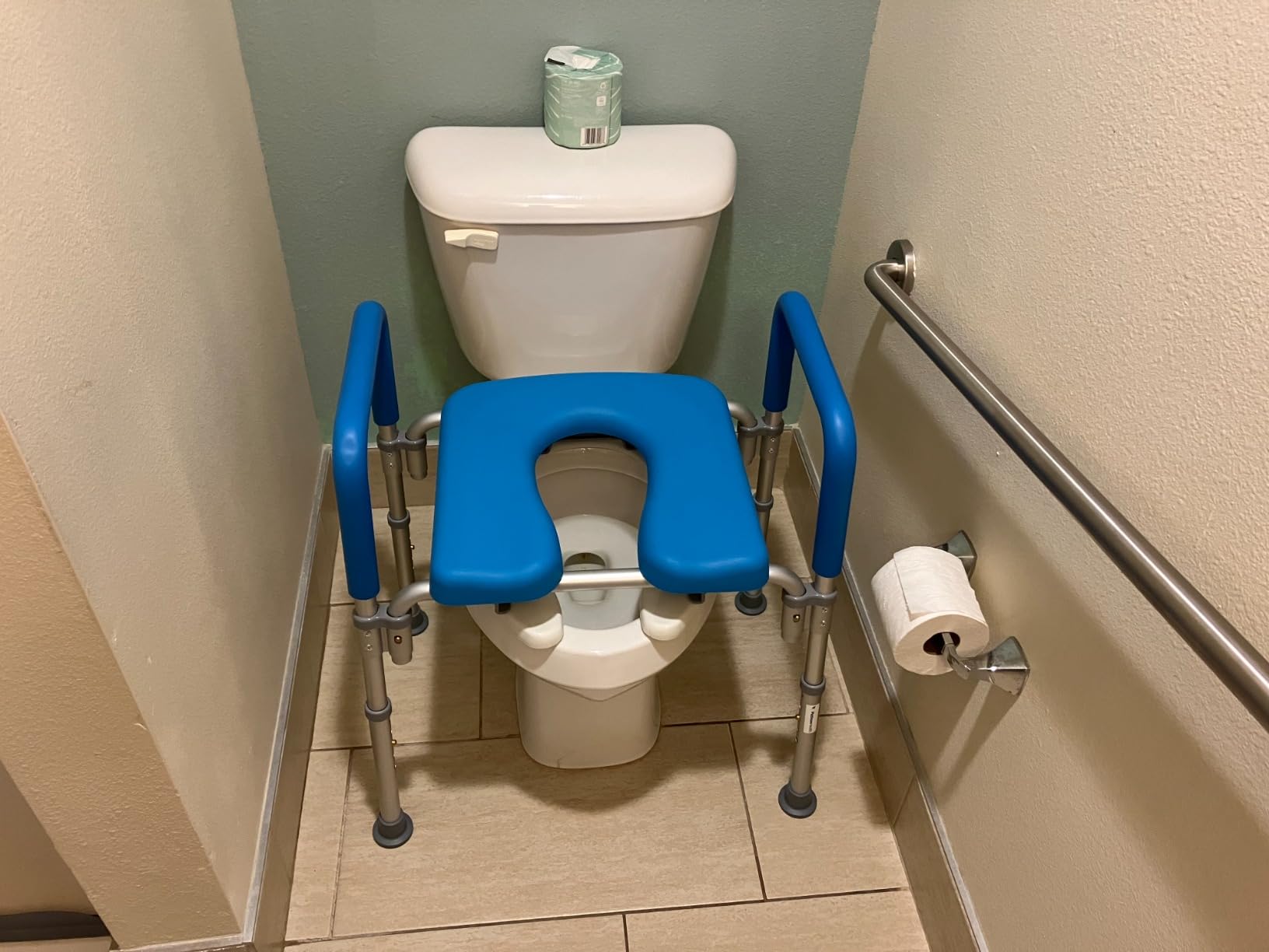 Ultimate Raised Toilet Seat with Handles, Elevated Toilet Seat With Handles | Padded Seat & Armrests, Adjustable Tool-Free Height, 3-in-1 Toilet Seat/Commode/Shower Chair, Fits Standard & Elongated customer photo 2