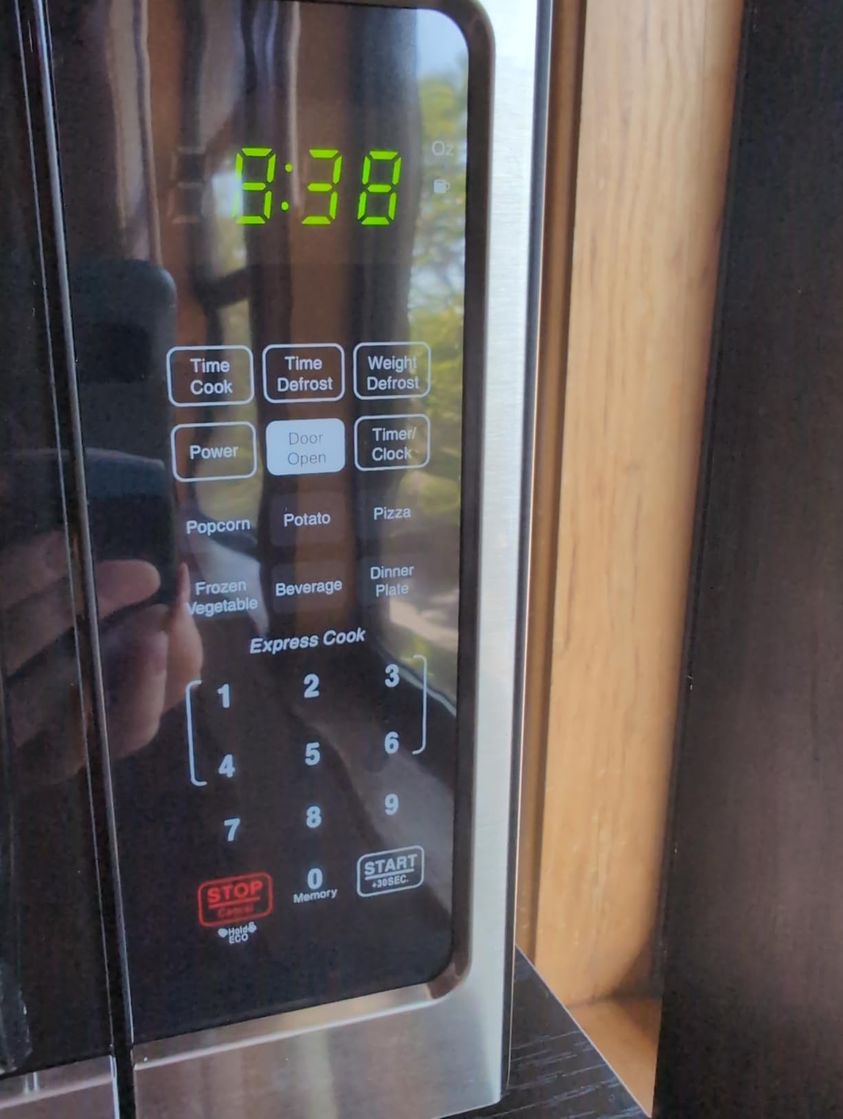 Farberware 0.7 Cu. Ft. Countertop Microwave Oven - 700 Watts Power, Auto Cook Settings, Defrost, Easy Clean and Child Safety Lock - Stainless customer photo 2