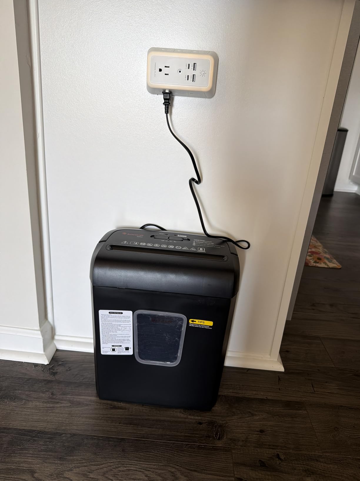 Bonsaii 6-Sheet Micro Cut Paper Shredder for Home, High Security Level P-4 | Small Office Use, Shreds Credit Cards, Staples & Paper Clips, 3.4 Gal Transparent Window Wastebasket, Black, C234-A customer photo 1