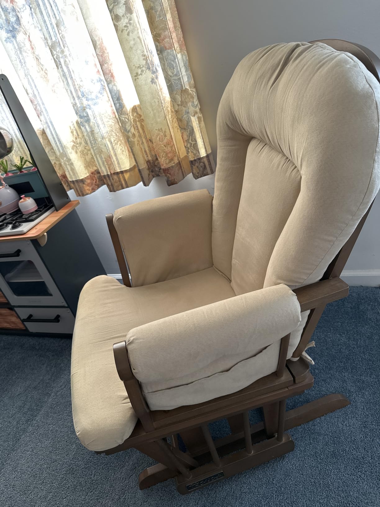 Child Craft Cozy Glider Rocker and Ottoman Set, Smooth Quiet Gliding Motion, Padded Cushion with Convenient Storage Pockets, Solid Wood Base & Frame (Dapper Gray with Light Gray Cushion) customer photo 1