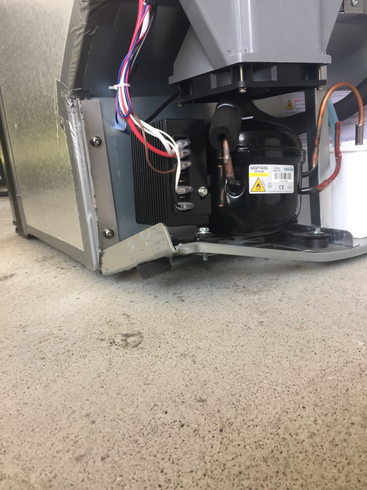 Norcold N10DCSSR Polar-Series 10 cu.ft. DC Compressor RV Refrigerator with Stainless Steel Doors - Right-Handed customer photo 1