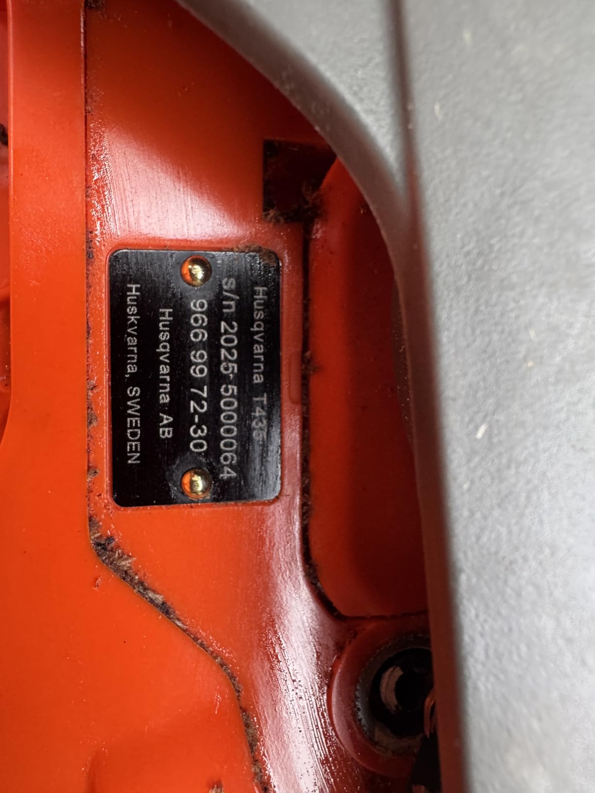 T435 12 in. 35.2cc Top Handle Gas Chainsaw customer photo 2