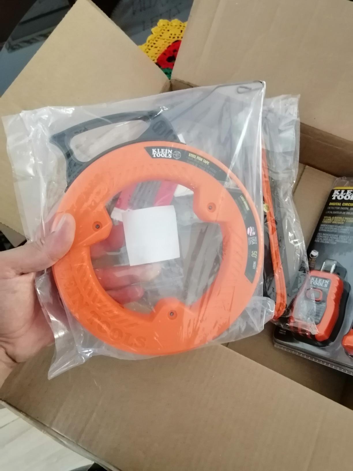 Klein Tools 56331 50-Foot Electrical Fish Tape, Steel Wire Puller with Double Loop Tip, Optimized Housing and Handle, 1/8-Inch customer photo 1