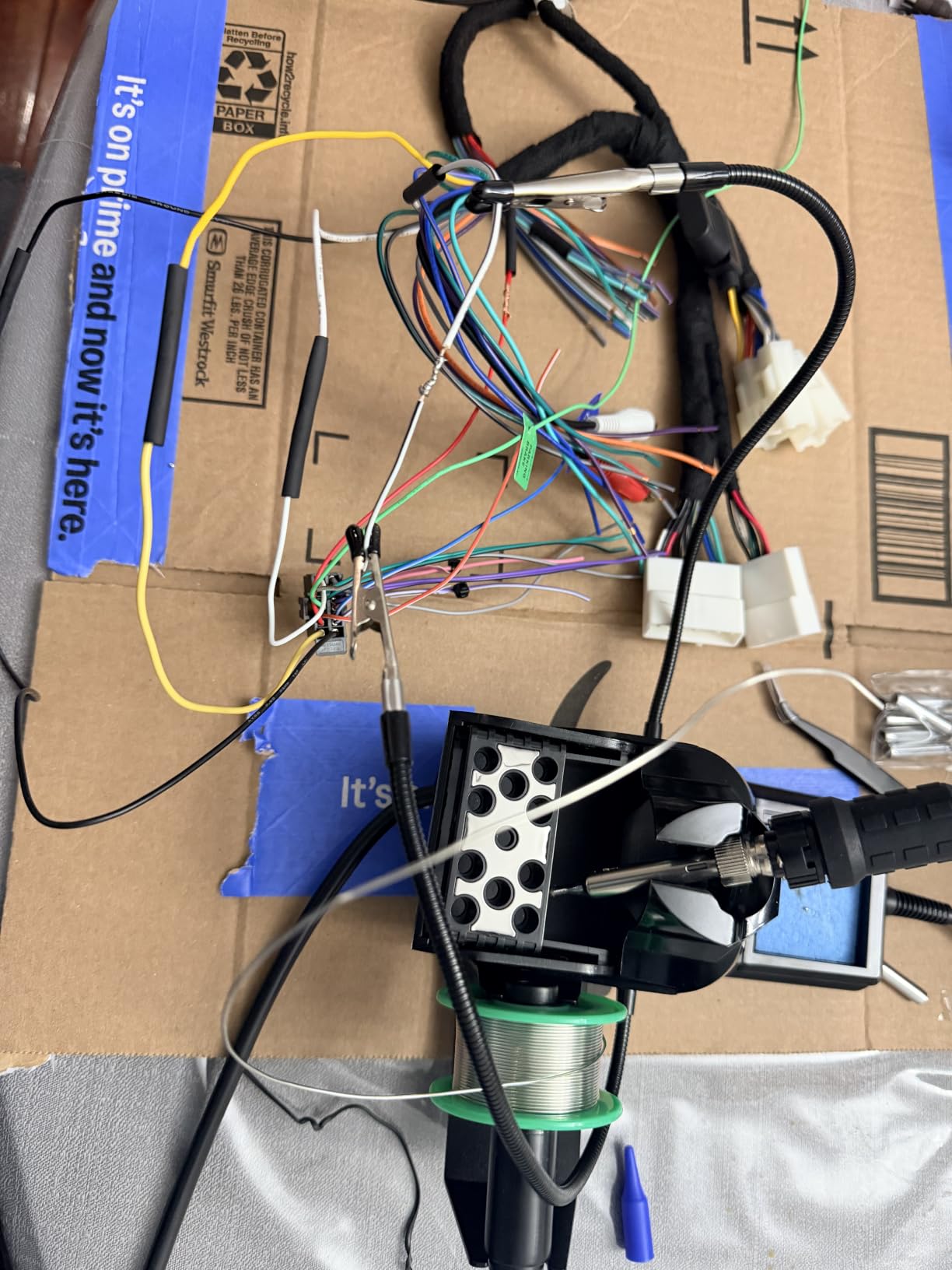 YIHUA 926 III 60W Digital Display Soldering Iron Station Kit w 2 Helping Hands, 6 Extra Iron Tips, Lead-Free Solder, Solder Sucker, S/S Tweezers, °C/ºF Conversion, Auto Sleep & Calibration Support customer photo 1