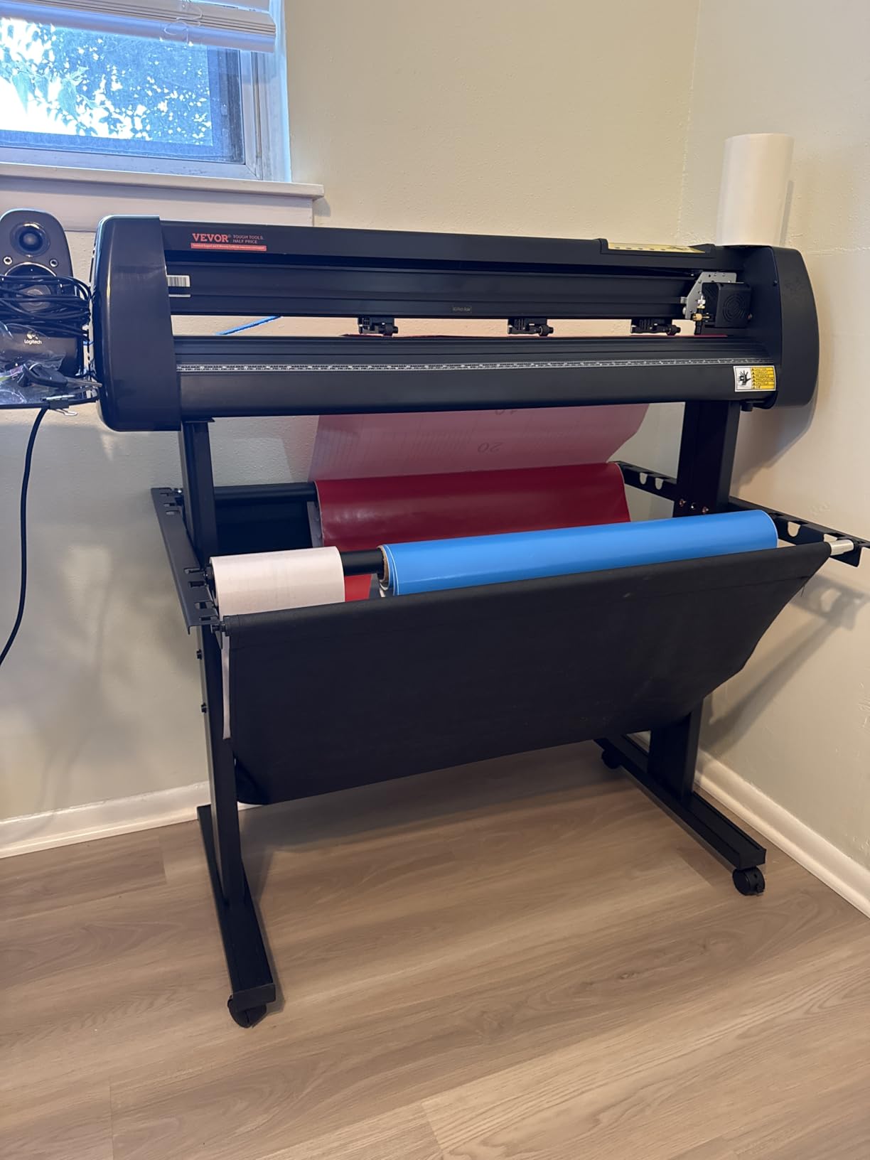 VEVOR Vinyl Cutter 34 Inch Bundle, Vinyl Cutter Machine Manual Vinyl Plotter Cutter with Signmaster Software for Design and Cut, with Supplies and Tools customer photo 1