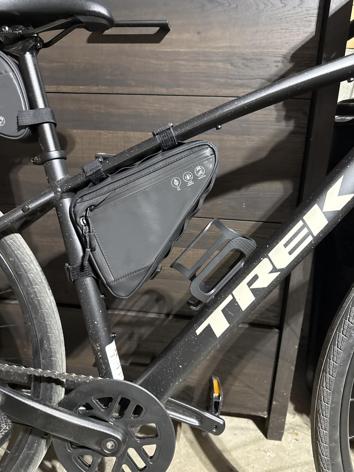 WOTOW Bike Frame Bag - Water-Resistant Reflective Triangle Storage Bag, 2L customer photo 2
