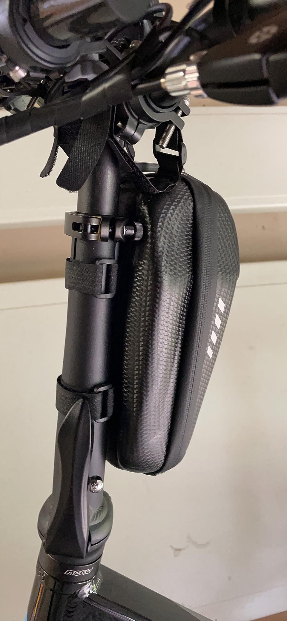 ROCKBROS Waterproof Scooter Storage Bag EVA Hard Shell 2L Small customer photo 2