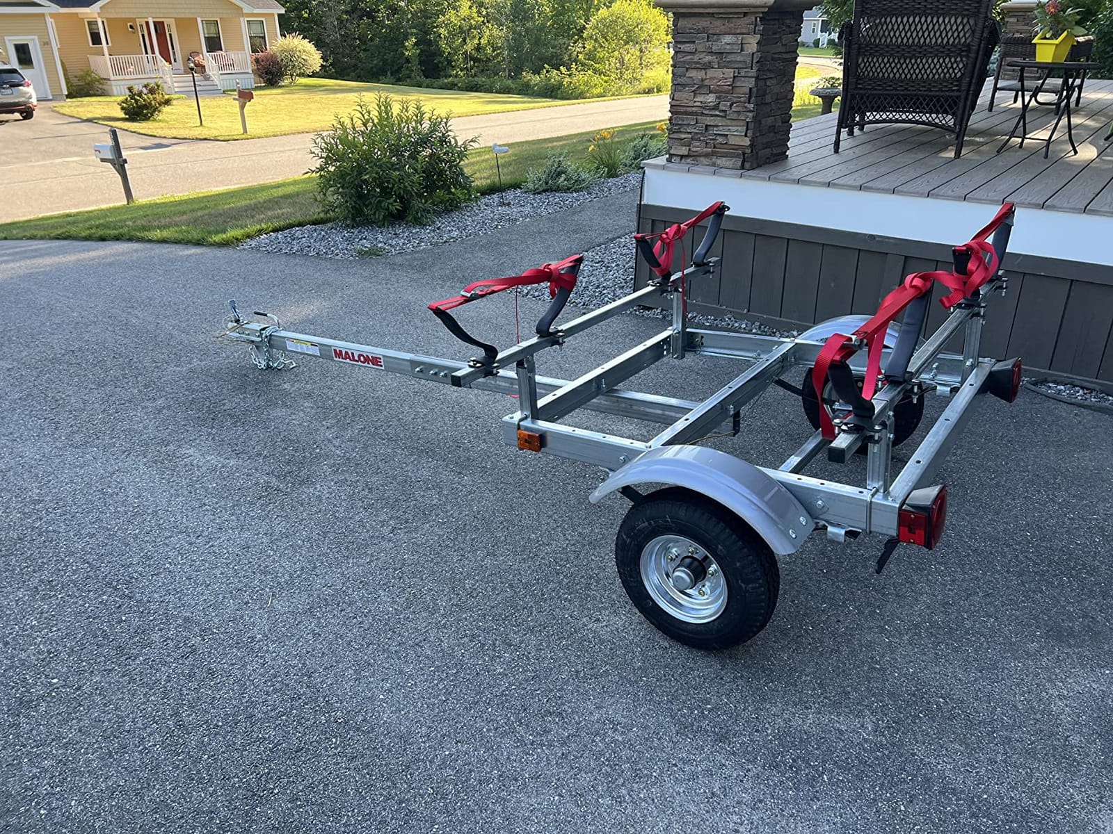 Malone MPG586XV EcoLight 2 Kayak Trailer with 2 V-Rack Kayak Carriers | 14' / 400 lbs Capacity | Fully Submersible | Marine Grade Galvanized Steel Construction customer photo 2