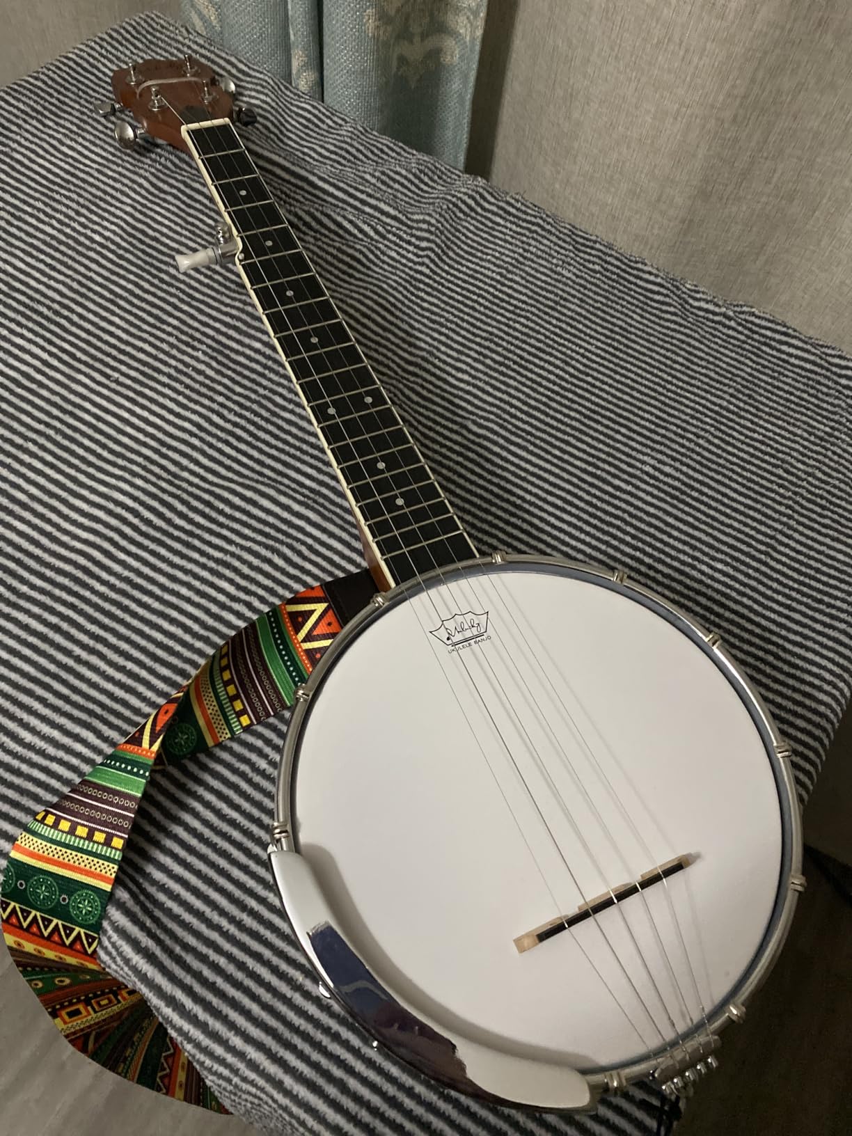 Mulucky Beginner 5 String Banjo Mini - 26 Inch Travel Banjo Kit With Gig Bag Picks Strings Strap - B806 customer photo 1