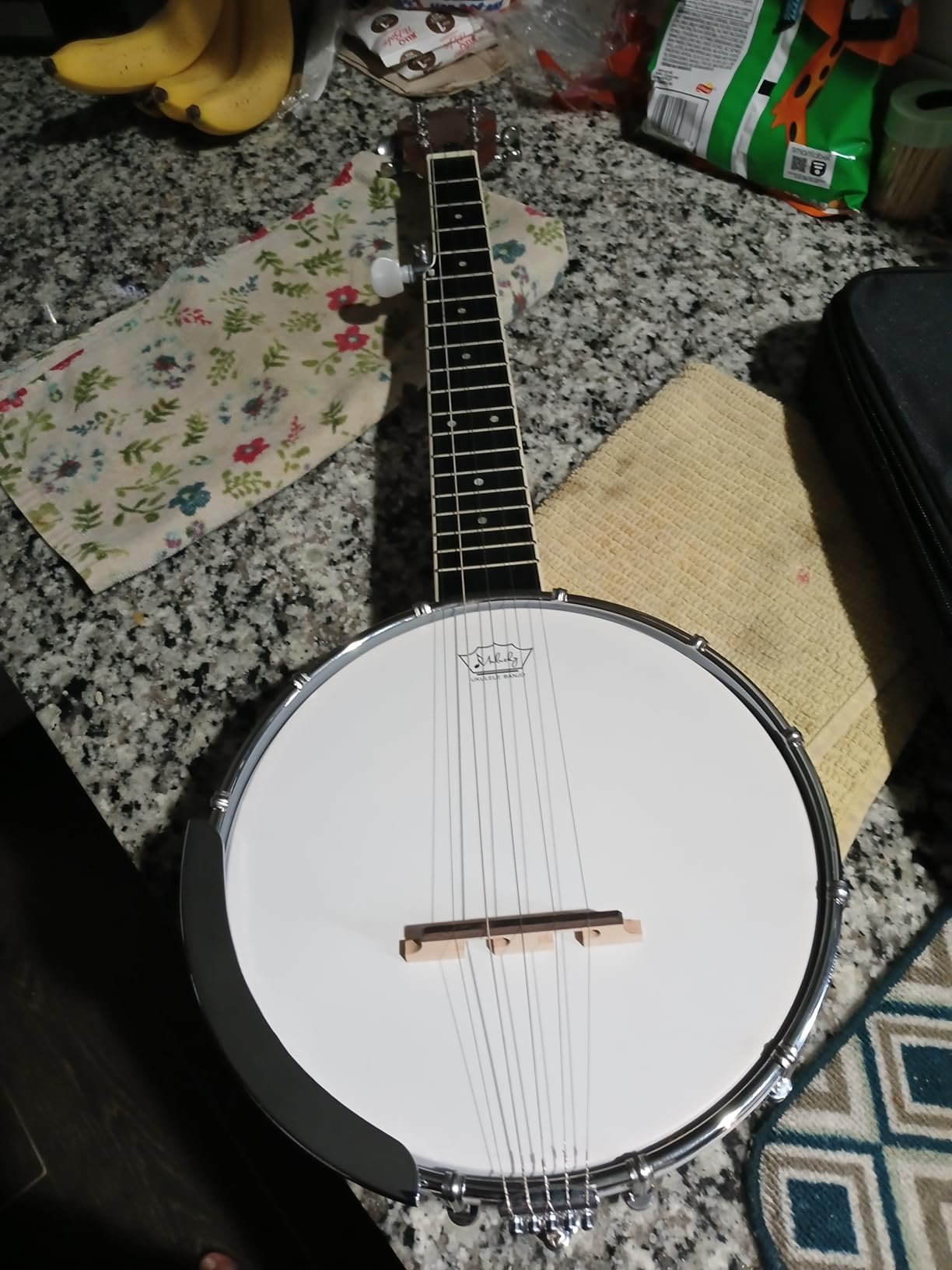 Mulucky Beginner 5 String Banjo Mini - 26 Inch Travel Banjo Kit With Gig Bag Picks Strings Strap - B806 customer photo 2
