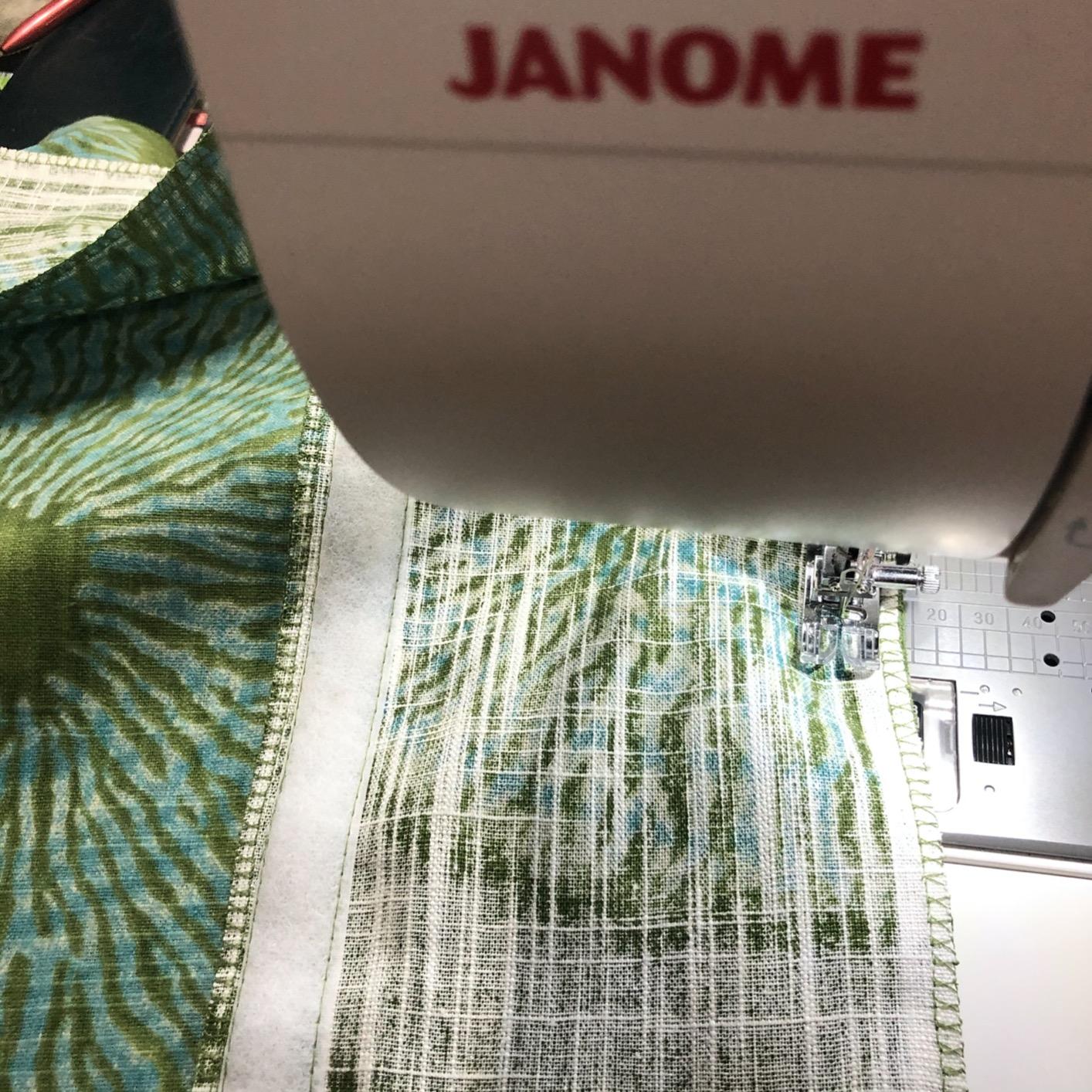 Janome Sewist 780dc Computerized Sewing Machine, 80 Stitches | 80 Built-In Stitches, 3 One-Step Buttonholes, Built-In Needle Threader customer photo 1