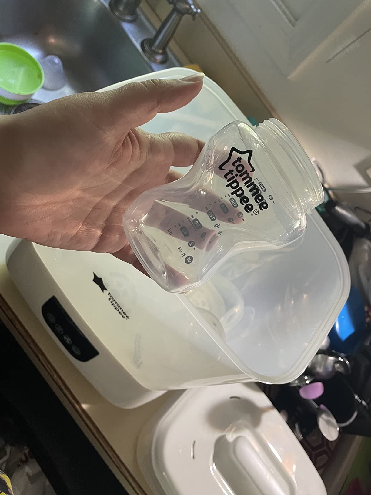 Tommee Tippee Steridryer Electric Steam Sterilizer & Dryer, White | For Baby Bottles & Feeding Accessories, Kills Viruses* & 99.9% of Harmful Microbes customer photo 1