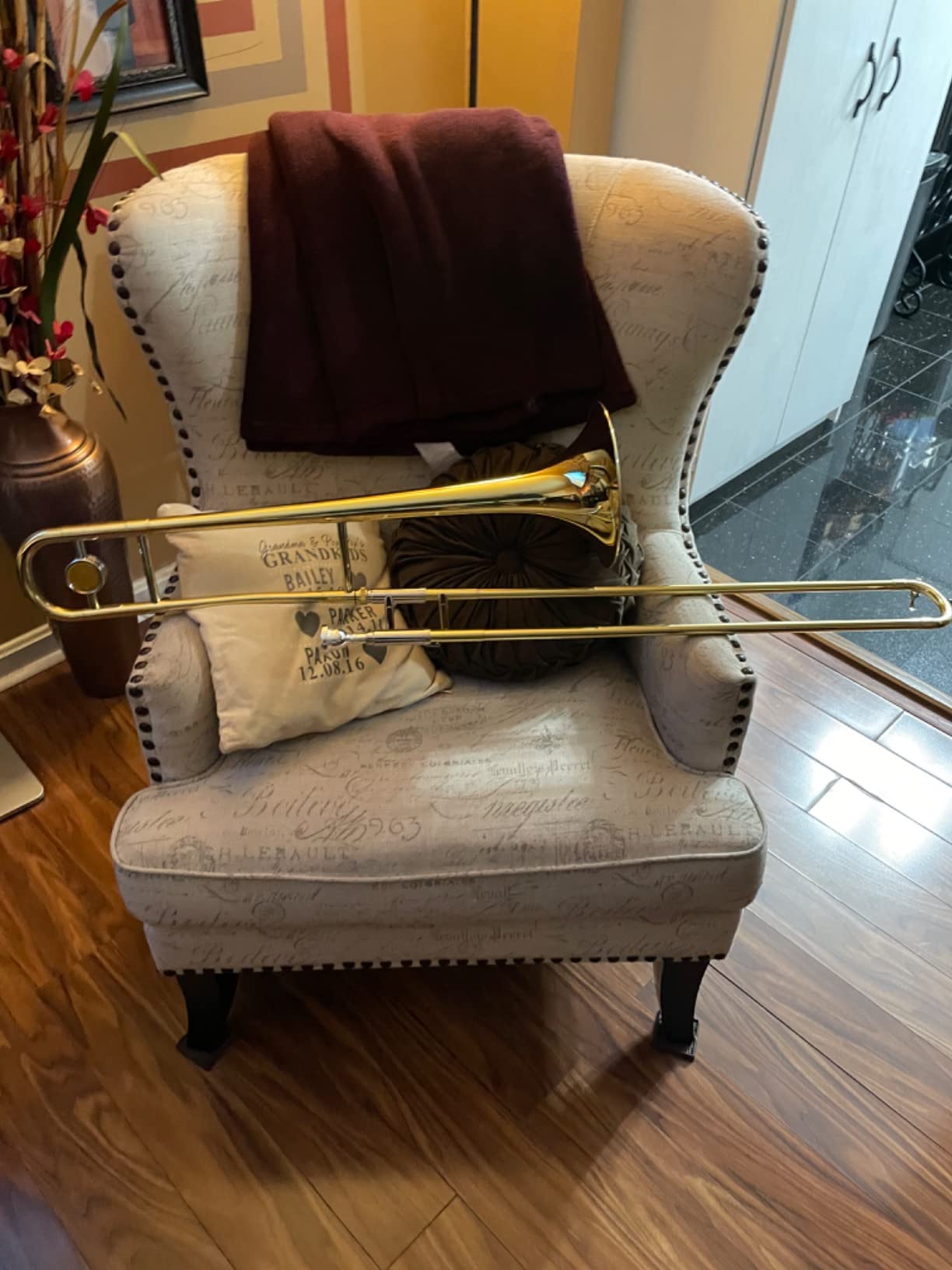 Ashthorpe Bb Tenor Slide Trombone with Gold Lacquer Finish - Includes Case, Mouthpiece, Gloves, Cleaning Cloth, Slide Grease customer photo 1