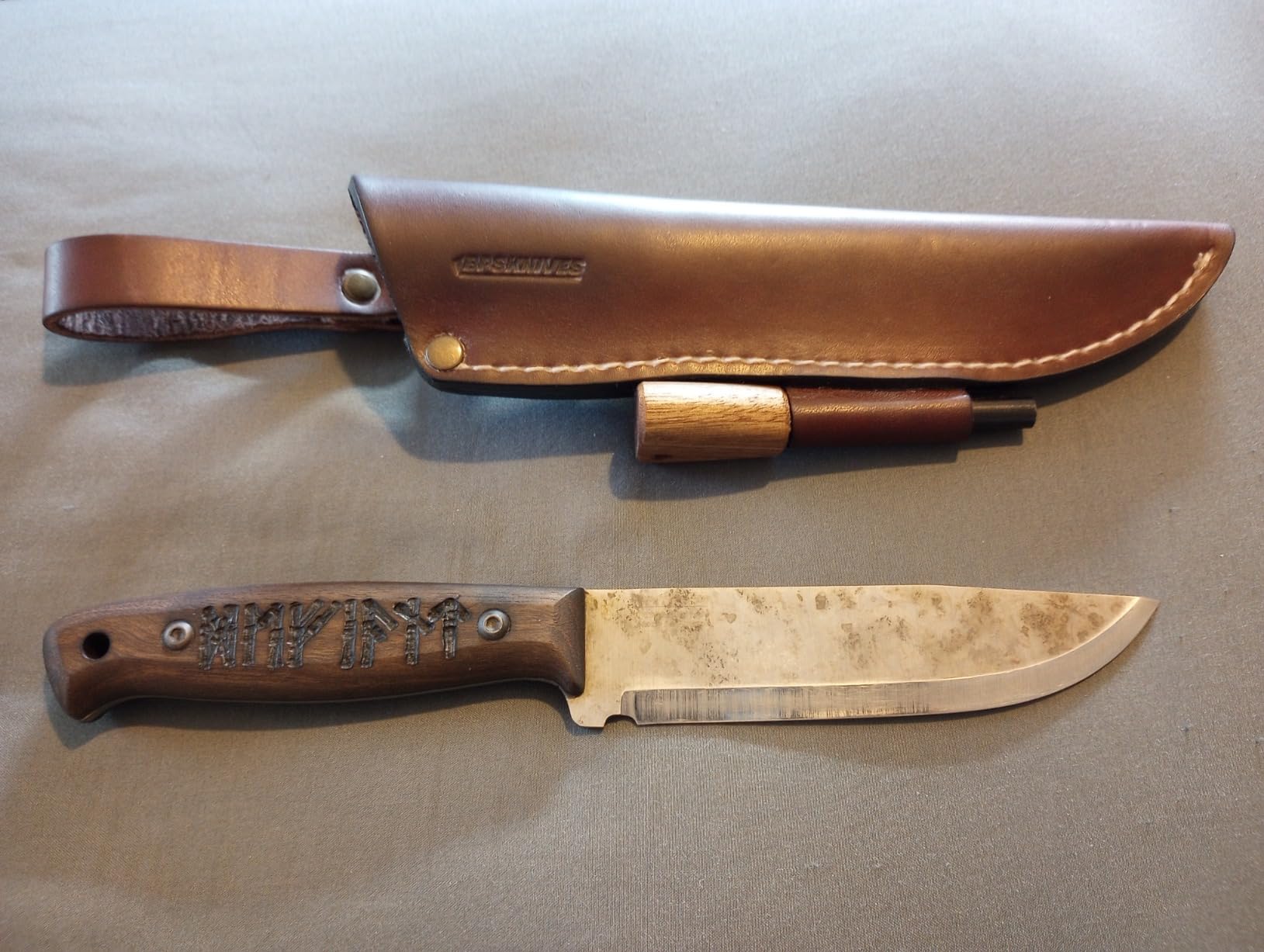 BPSKNIVES Adventurer - Bushcraft Knife - Fixed-Blade Carbon Steel Knife with Leather Sheath and Firestarter - Outdoor Full Tang Knives - Camping Knives - Survival Tactical Camp Knives customer photo 1