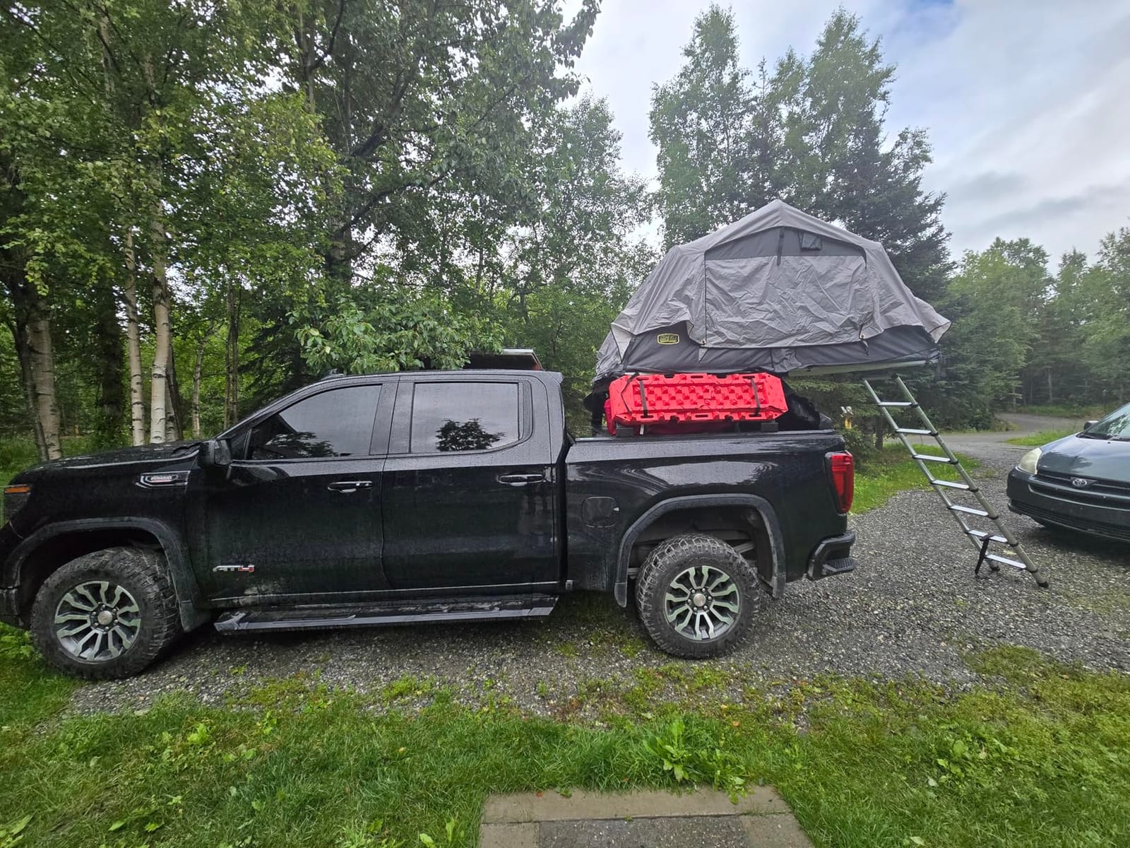 SmittyBilt Overland GEN2 Tent STD - SB2583 customer photo 2