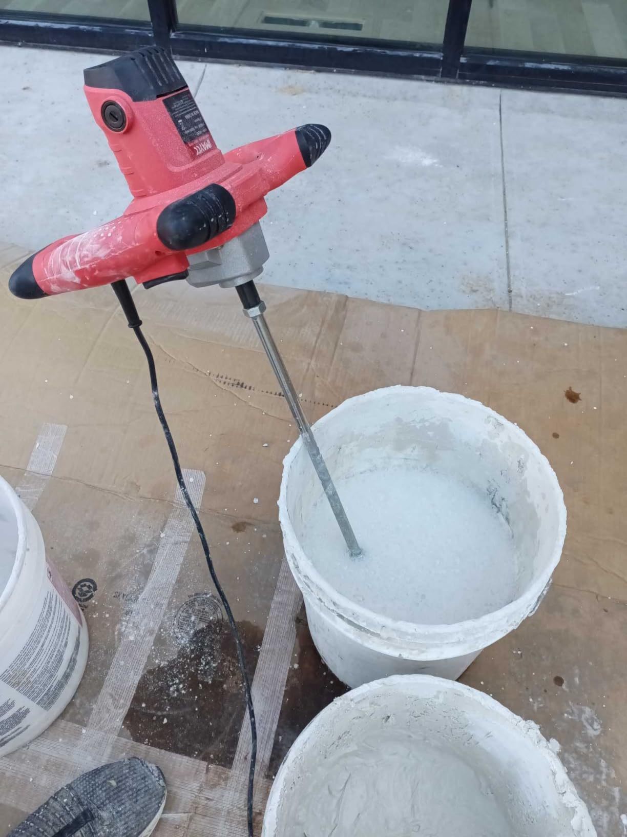 IMAYCC Cement Mixer, 2100W Electric Concrete Mixer with 6 Speed, 110V Handheld Mud Mixer for Motar,Paint, Grout, Plaster, Thinset,Fodder Stirring Tool customer photo 2