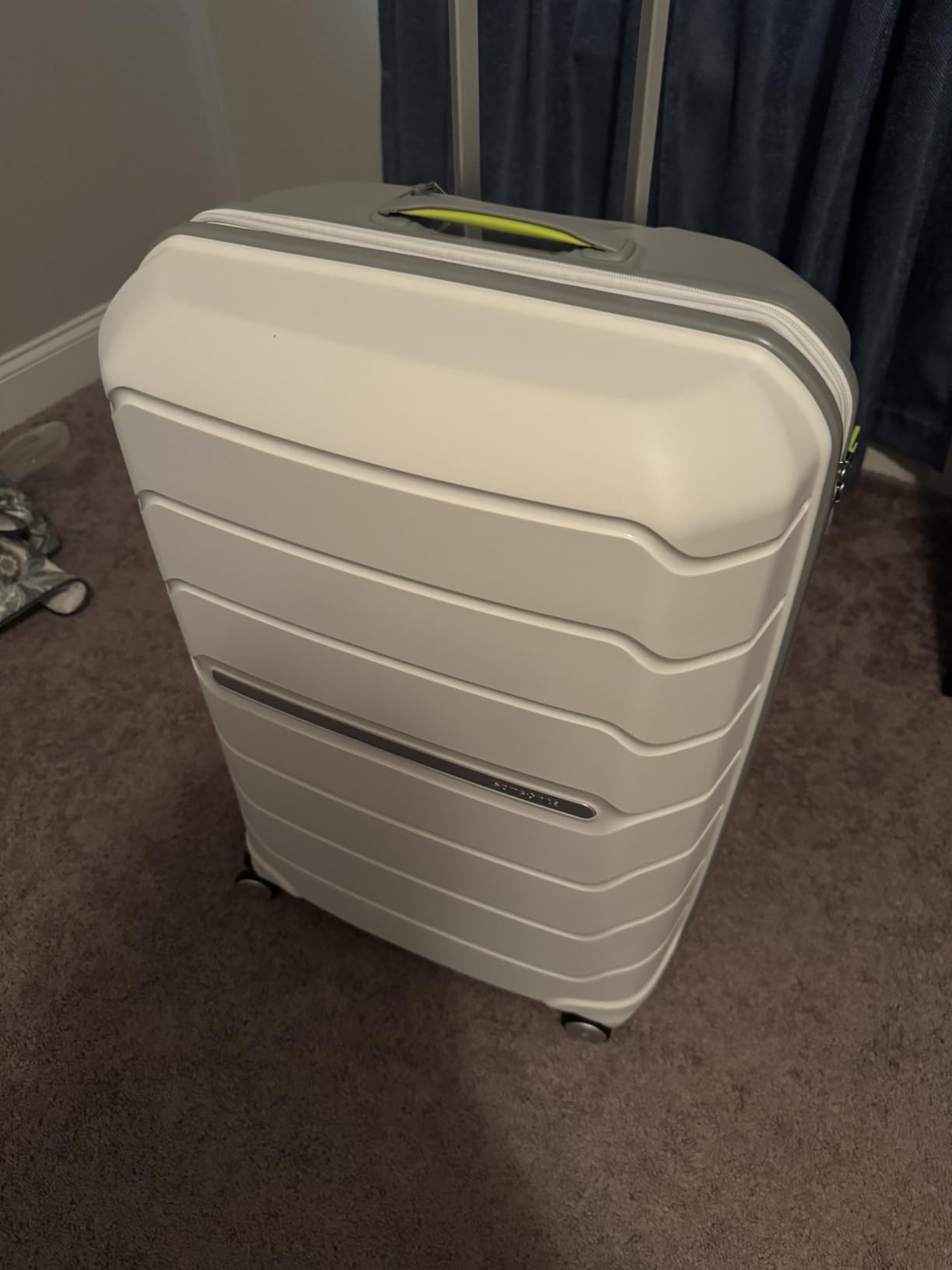 Samsonite Freeform 2-Piece Luggage Set - Carry-On & Large Checked Luggage with Dual Spinner Wheels - Durable Polypropylene Hardshell - TSA Lock, Airline-Approved - Expandable Hard Shell - Navy customer photo 2