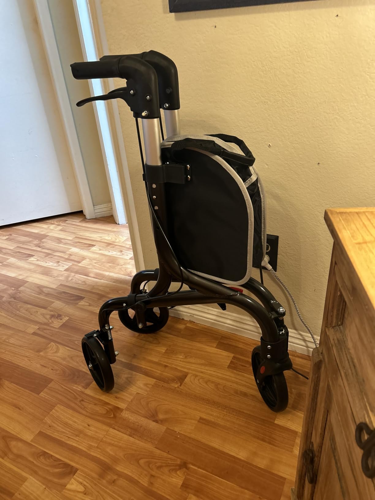 PLANETWALK Premium 3 Wheel Rollator Walker for Seniors – Ultra Lightweight Foldable Aluminum Mobility Aid with Height Adjustable Handle and 7.5 Inch Wheels, Brilliant Red customer photo 2