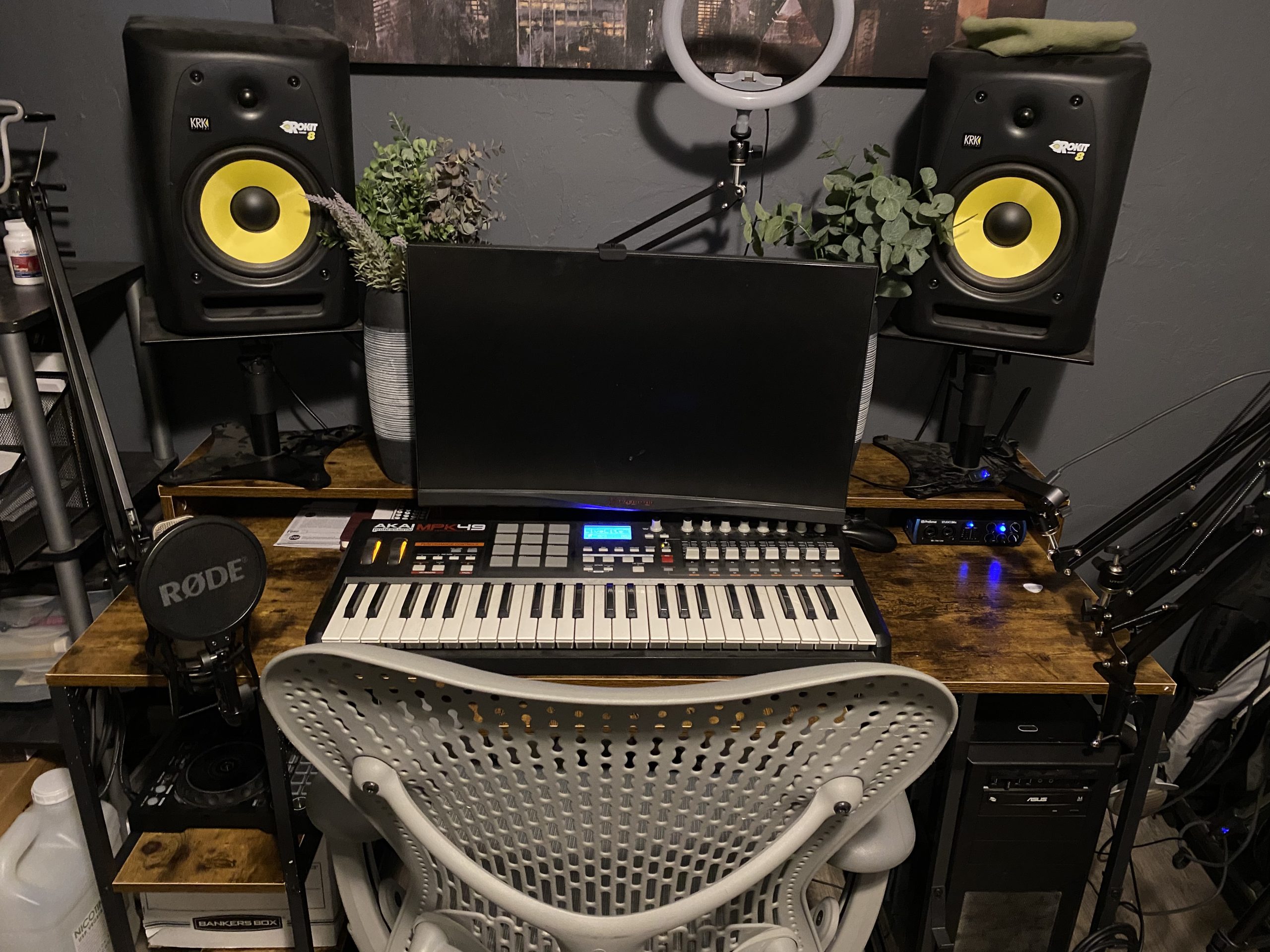HYPIGO Computer Desk with Keyboard Tray, 55 Inch Music Studio Desk Music Production Desk with Storage Shelves Monitor Stands and 4 Iron Hooks, Workstation Gaming Table for Home Office customer photo 1
