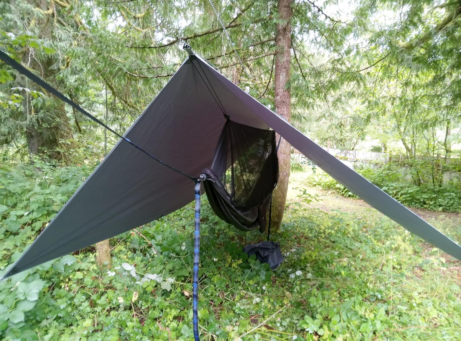 Sunyear Hammock Camping with Rain Fly Tarp and Net, Portable Camping Hammock Double Tree Hammock Outdoor Indoor Backpacking Travel & Survival, 2 Tree Straps,100% Waterproof Black Bundle customer photo 1