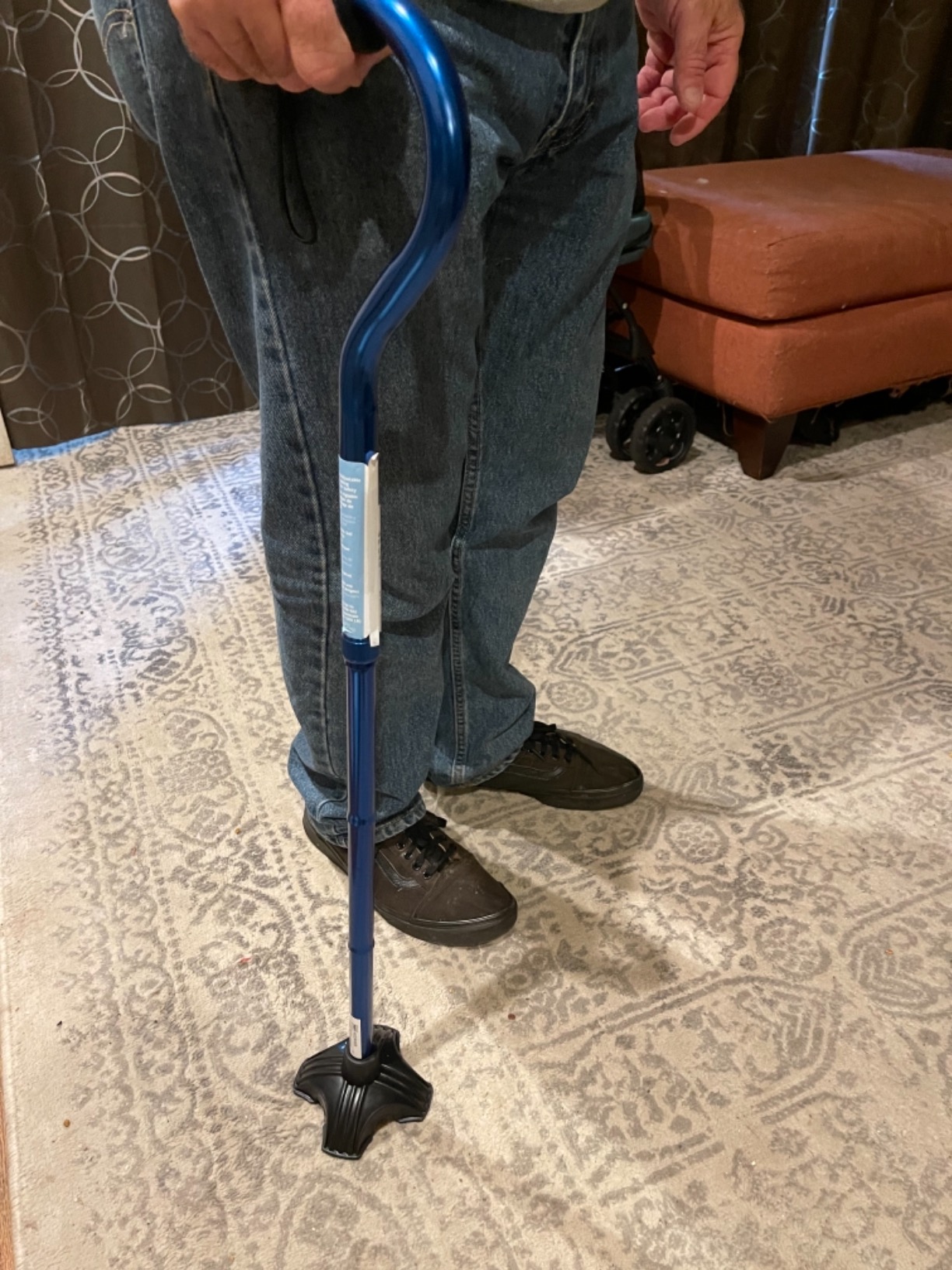 Medline Offset Folding Cane, 4-Point Base with Cushioned Gel Handle, Supports up to 350 lbs, Blue customer photo 2