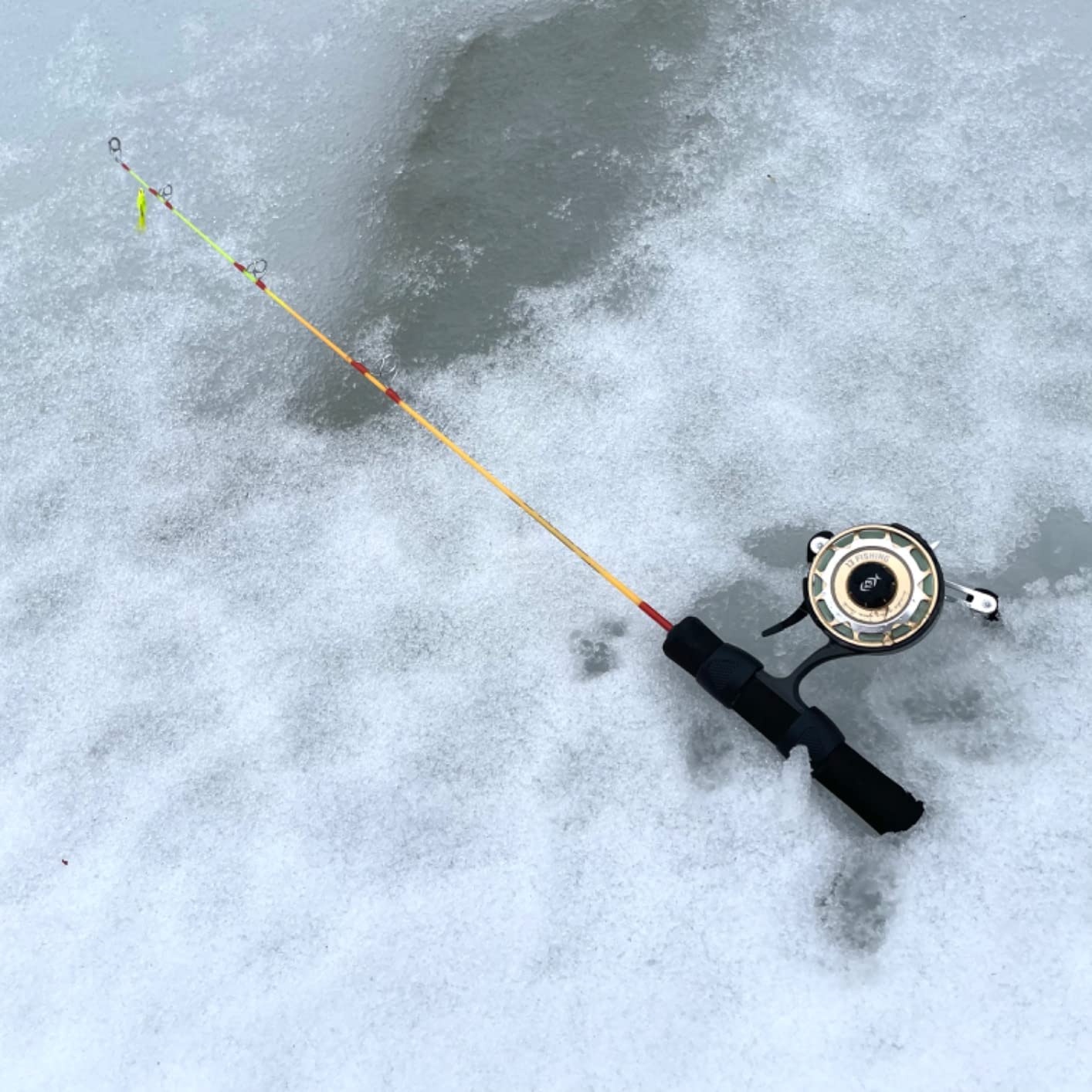 Freefall Carbon - Inline Ice Fishing Reels - 2.5:1 Gear Ratio customer photo 1