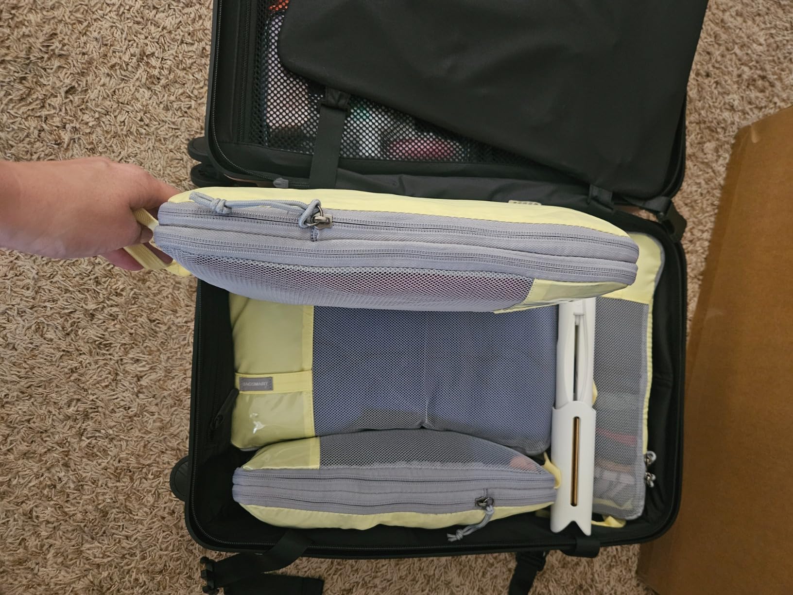 BAGSMART 6 Set /4 Set/2 Set Compression Packing Cubes for Travel, Lightweight Luggage Organizer Bags, Durable Space Saver Bags Travel Essentials customer photo 1