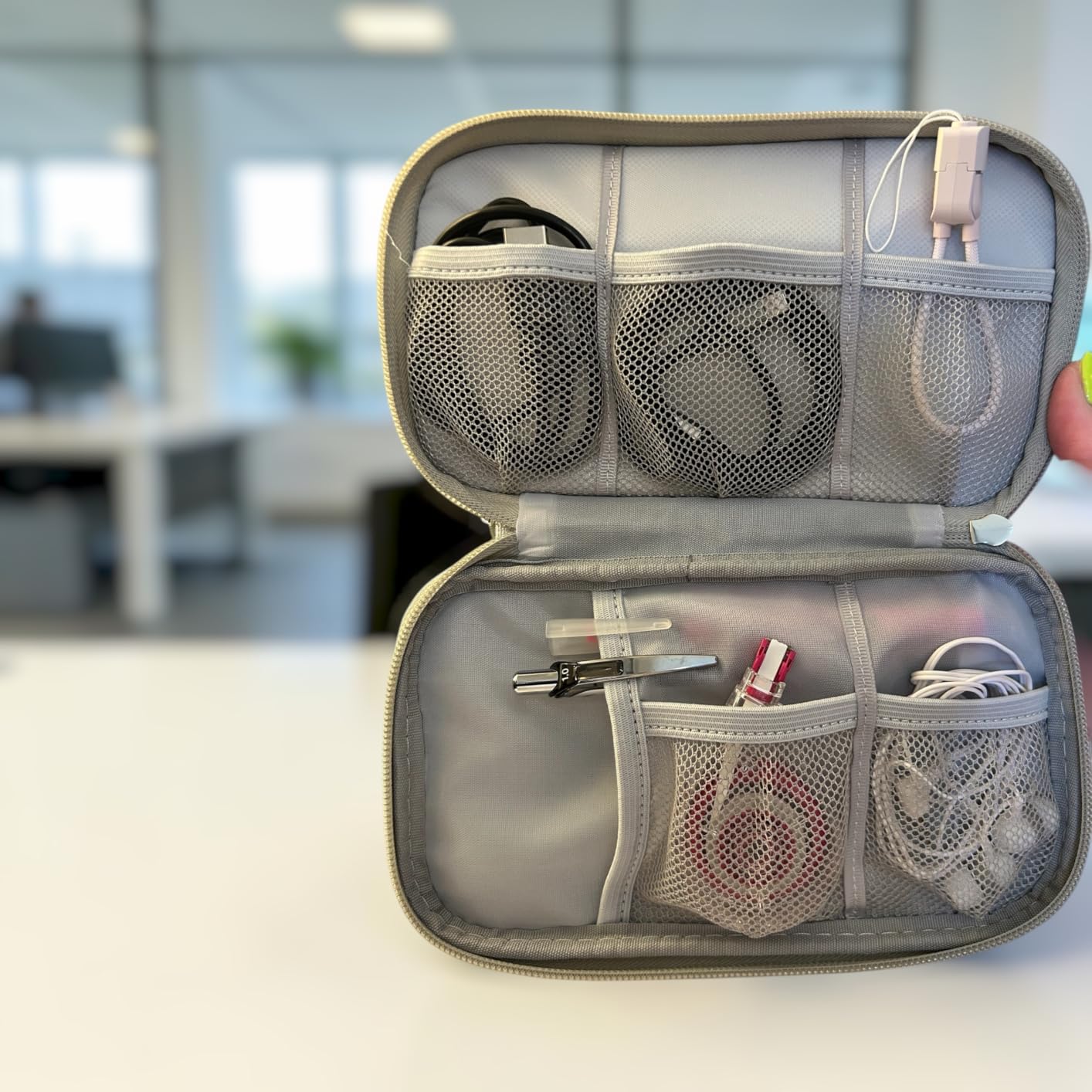 FYY Electronic Organizer, Travel Tech Pouch Bag, Cable Organizer Black customer photo 1