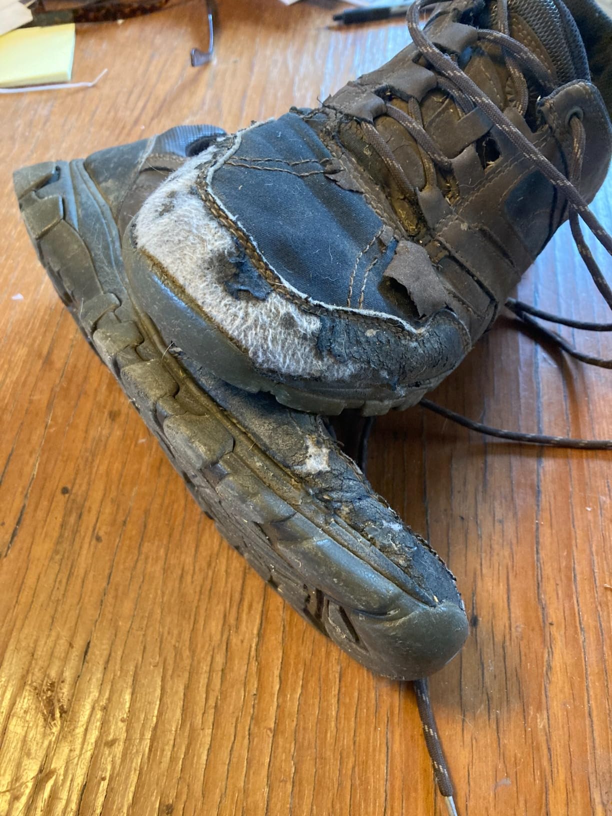 BOOT BOND Boot Glue - Quick Dry Boot Repair Formula Works in Seconds - Tough But Flexible Glue Seal - Waterproof Boot Heel Fix Works On Shoe Heel Repair, Thick Sole Boots, Sneakers, and More customer photo 2