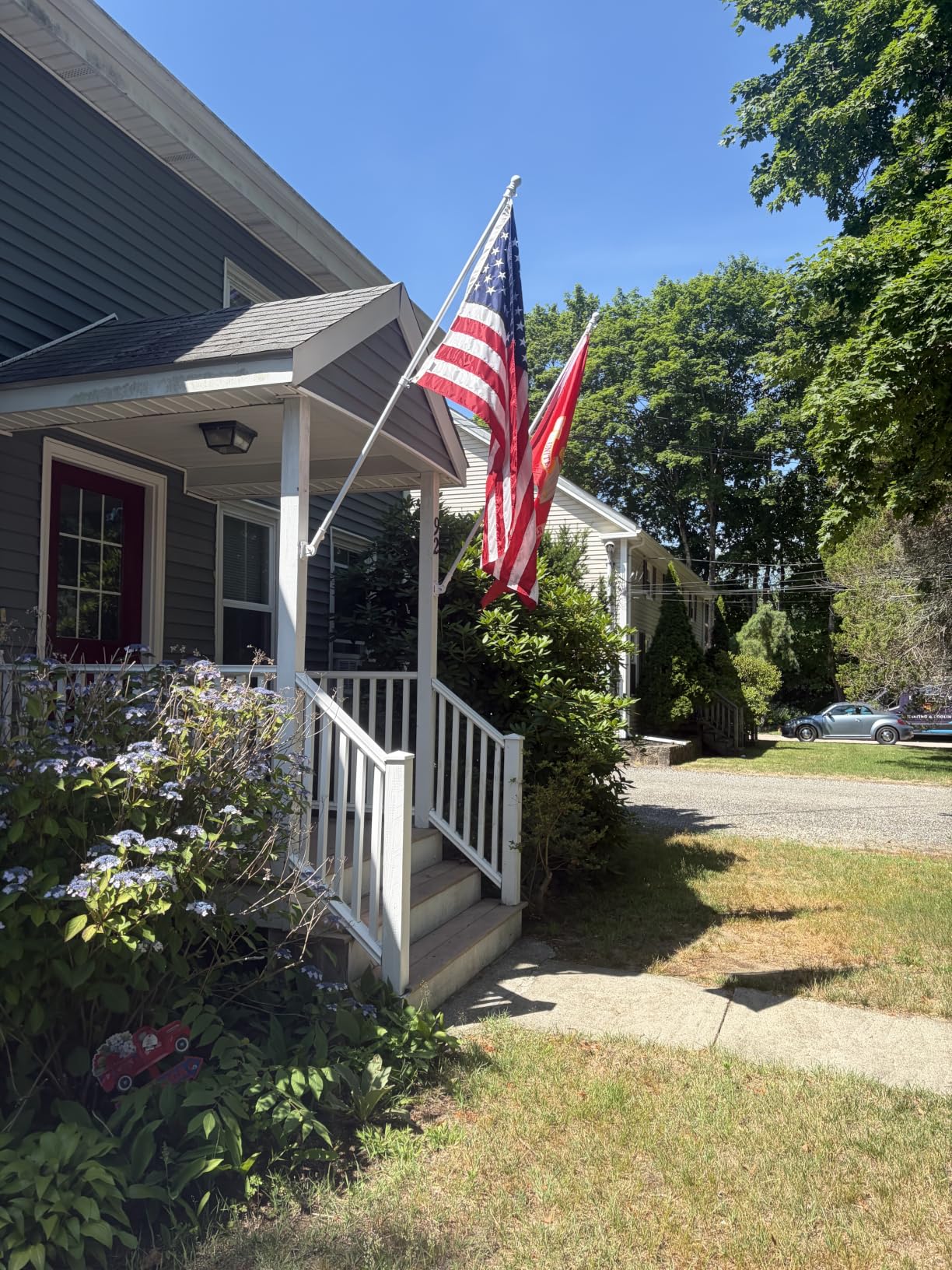 Black Flag Poles for Outside House - 5ft Tangle Free Flag Pole for House, Heavy Duty Metal Flagpole, Outdoor Flagpoles Residential for Porch, Fence (Without Bracket) customer photo 2