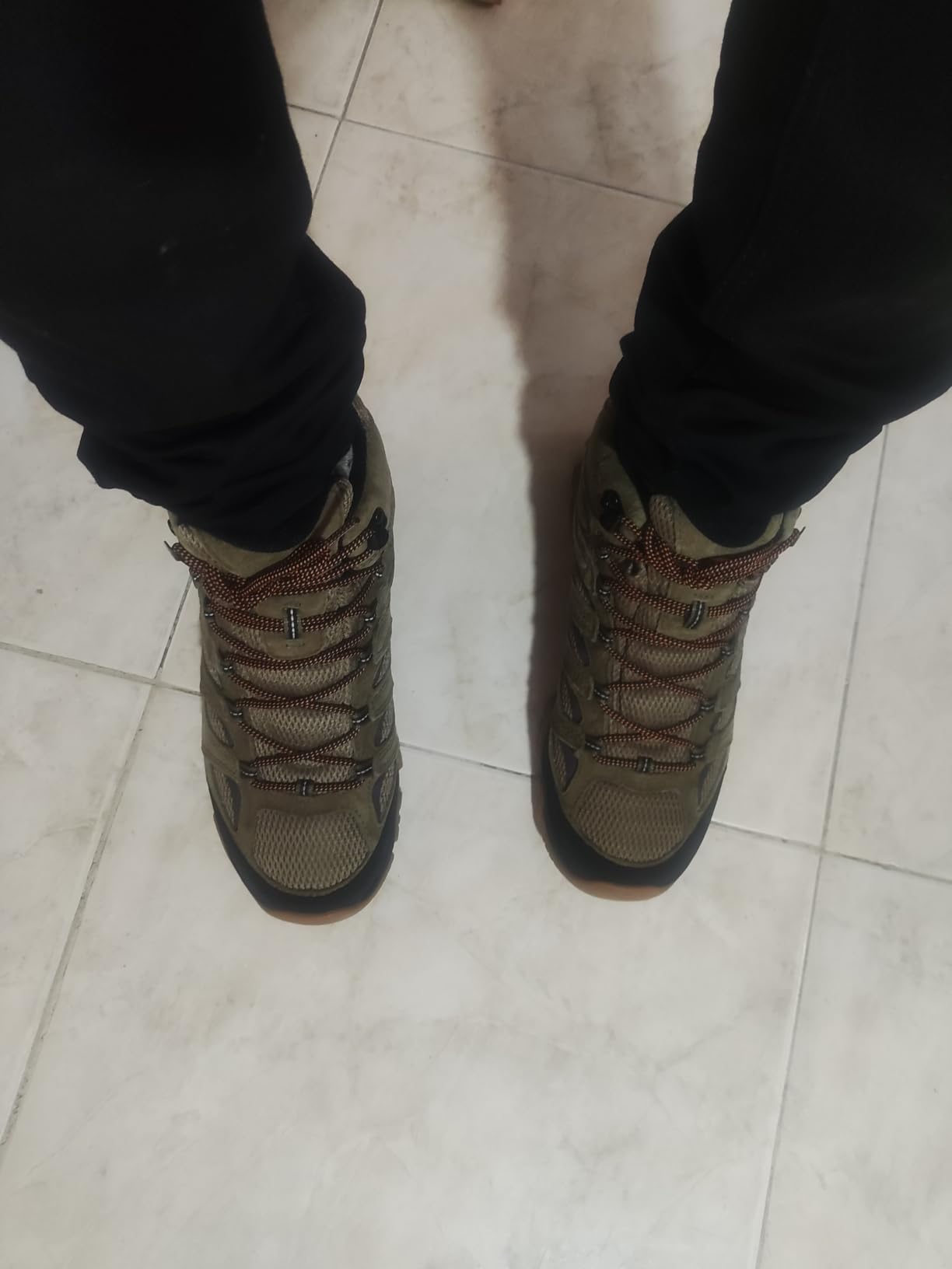 Men's Moab 3 Mid Waterproof Hiking Boots customer photo 1