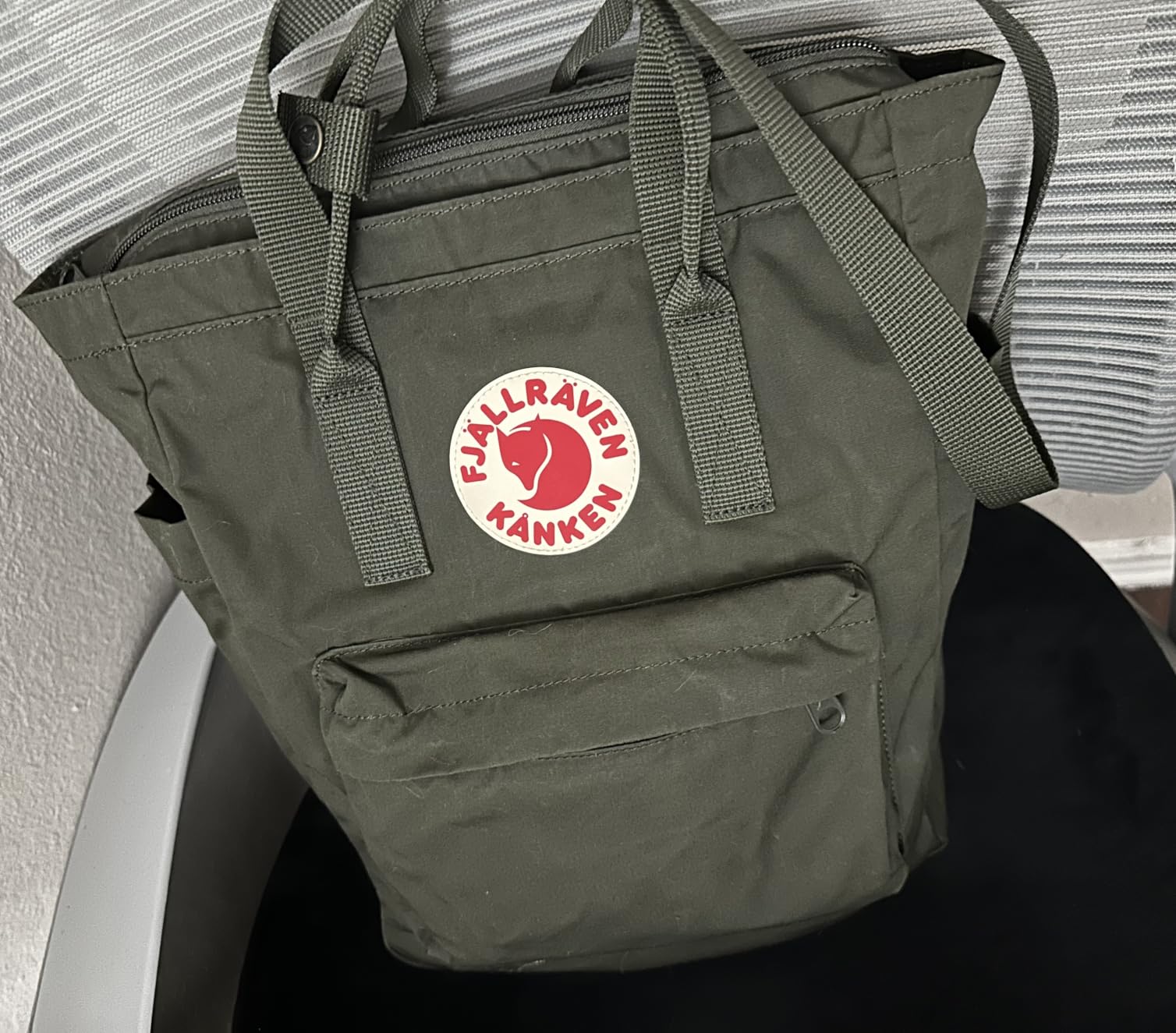Fjallraven Kanken Totepack Convertible Backpack Tote, Lightweight Daypack for Travel and Daily Carry customer photo 2