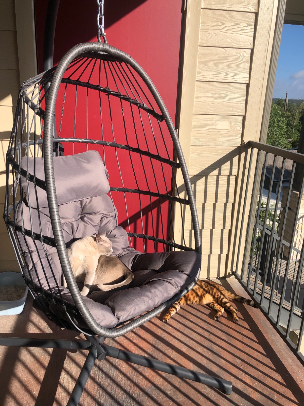 BULEXYARD Hanging Egg Chair with Stand, 350 Lbs Capacity Boho Wicker Egg Swing Chair with Cozy Tufted Cushion, Foldable All-Weather Hammock Seat for Patio Porch Lawn Garden Bedroom Indoor, Beige customer photo 1