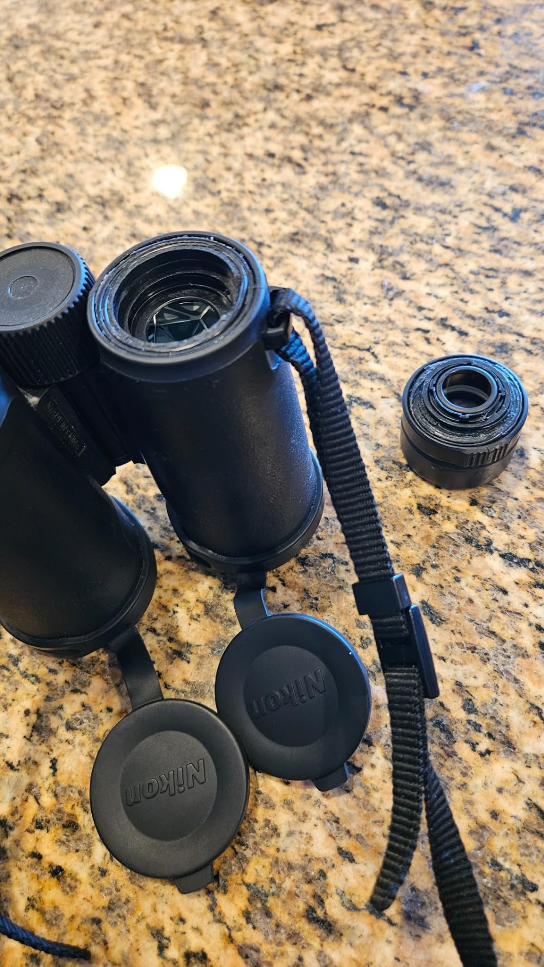 NIKON Monarch M5 Binoculars - Waterproof Fogproof ED Glass Optics with Dielectric Prism Coating - Bright High-Resolution Outdoor Binoculars for Birdwatching, Hiking & Wildlife, 8x42 customer photo 1