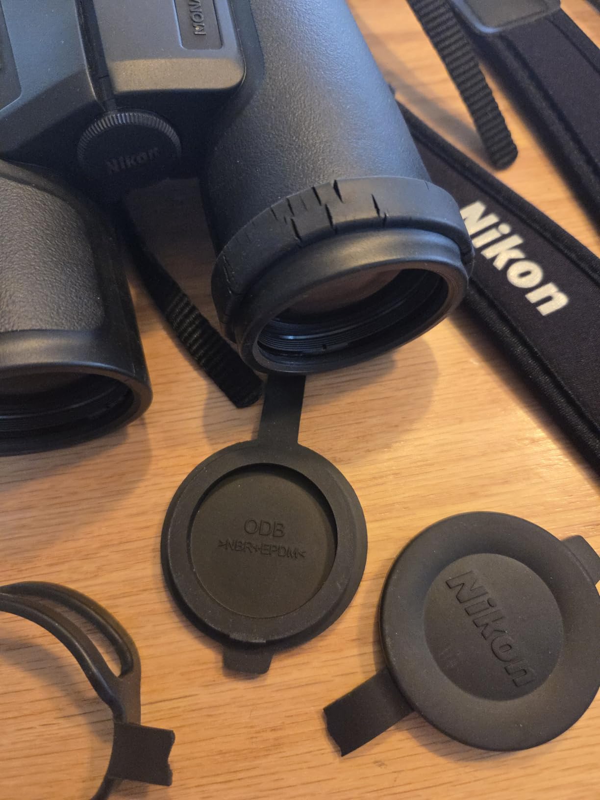 NIKON Monarch M5 Binoculars - Waterproof Fogproof ED Glass Optics with Dielectric Prism Coating - Bright High-Resolution Outdoor Binoculars for Birdwatching, Hiking & Wildlife, 8x42 customer photo 2