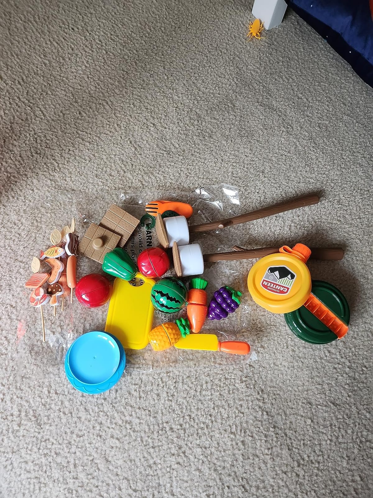 Kids Camping Set with Campfire, Play Tent , Binoculars, Oil Lantern, Toddlers Pretend Cutting Fruits, Marshmallow, Camping Toys Play Set for Boys Girls 3-5 Year Old and Up Indoor Outdoor Toys customer photo 2