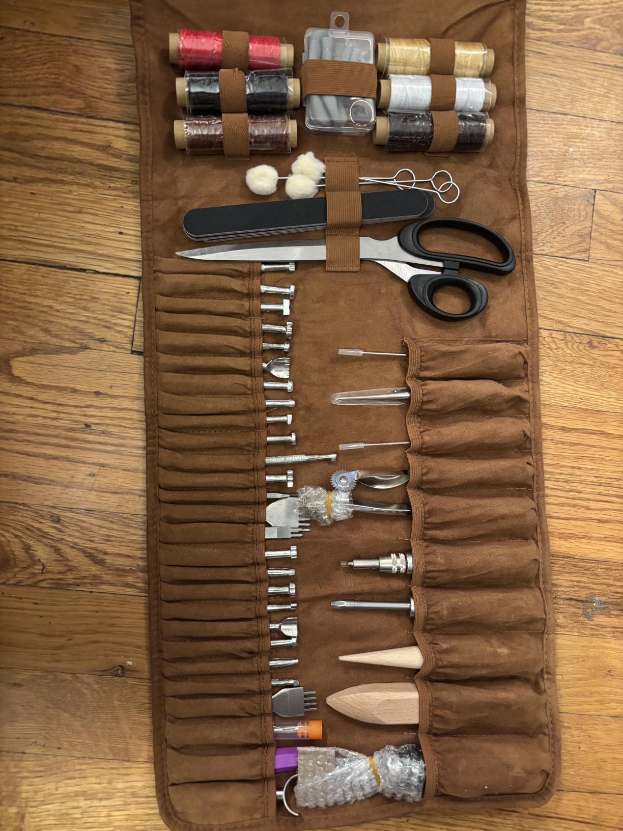 TLKKUE Leather Working Tools Leather Craft Tools for Carving Stamping Sewing Punching Cutting with Custom Storage Bag Professional Tooling Kit for Crafting, Repair & DIY Projects customer photo 2