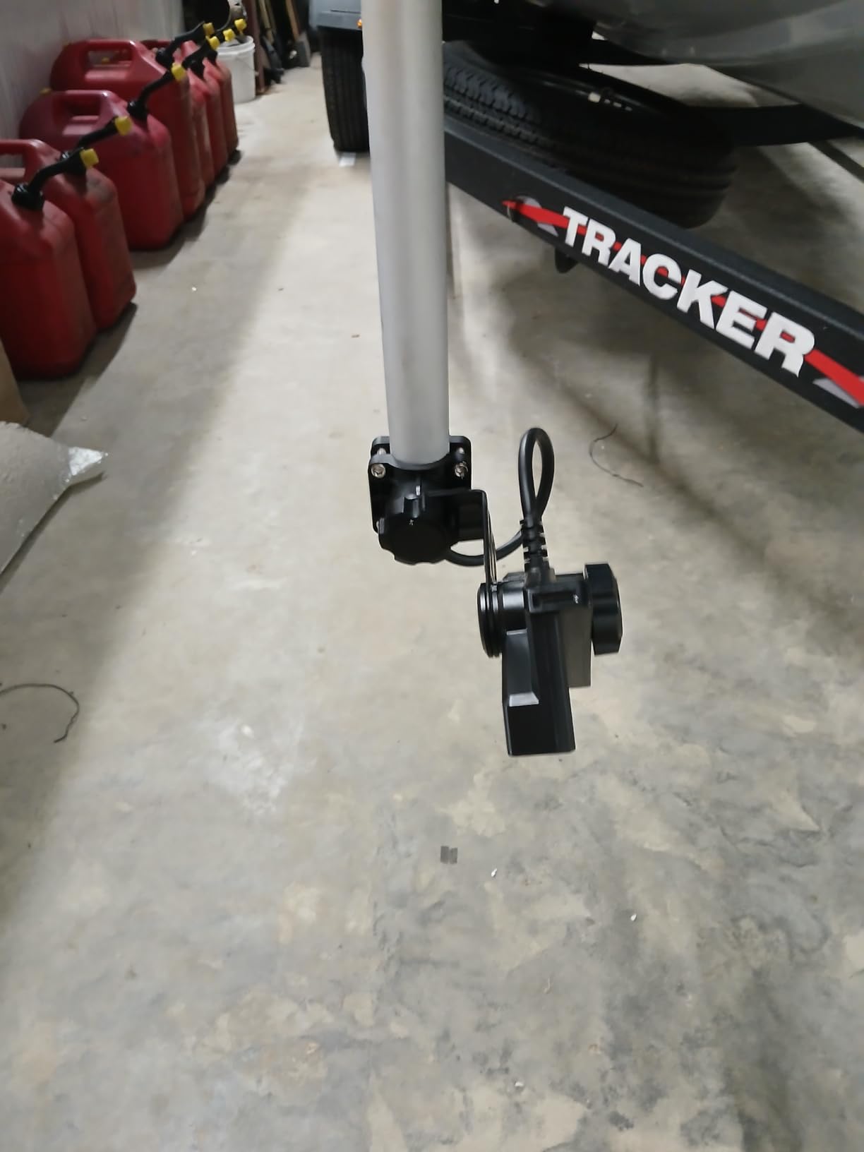 Garmin LiveScope Plus System with GLS 10 and LVS34 Transducer customer photo 1
